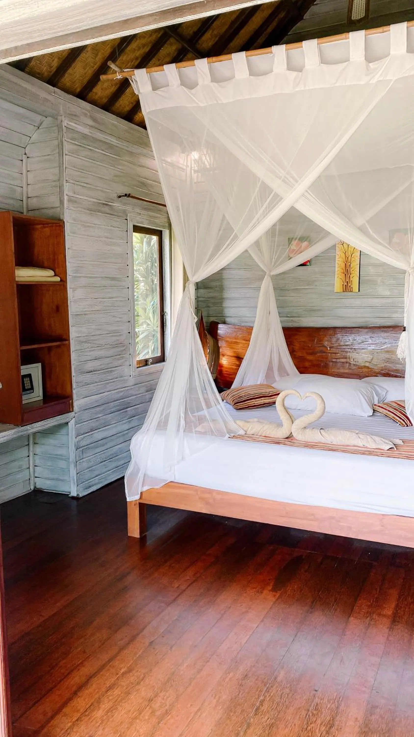 Bed in Abian Huts Dream Beach Lembongan