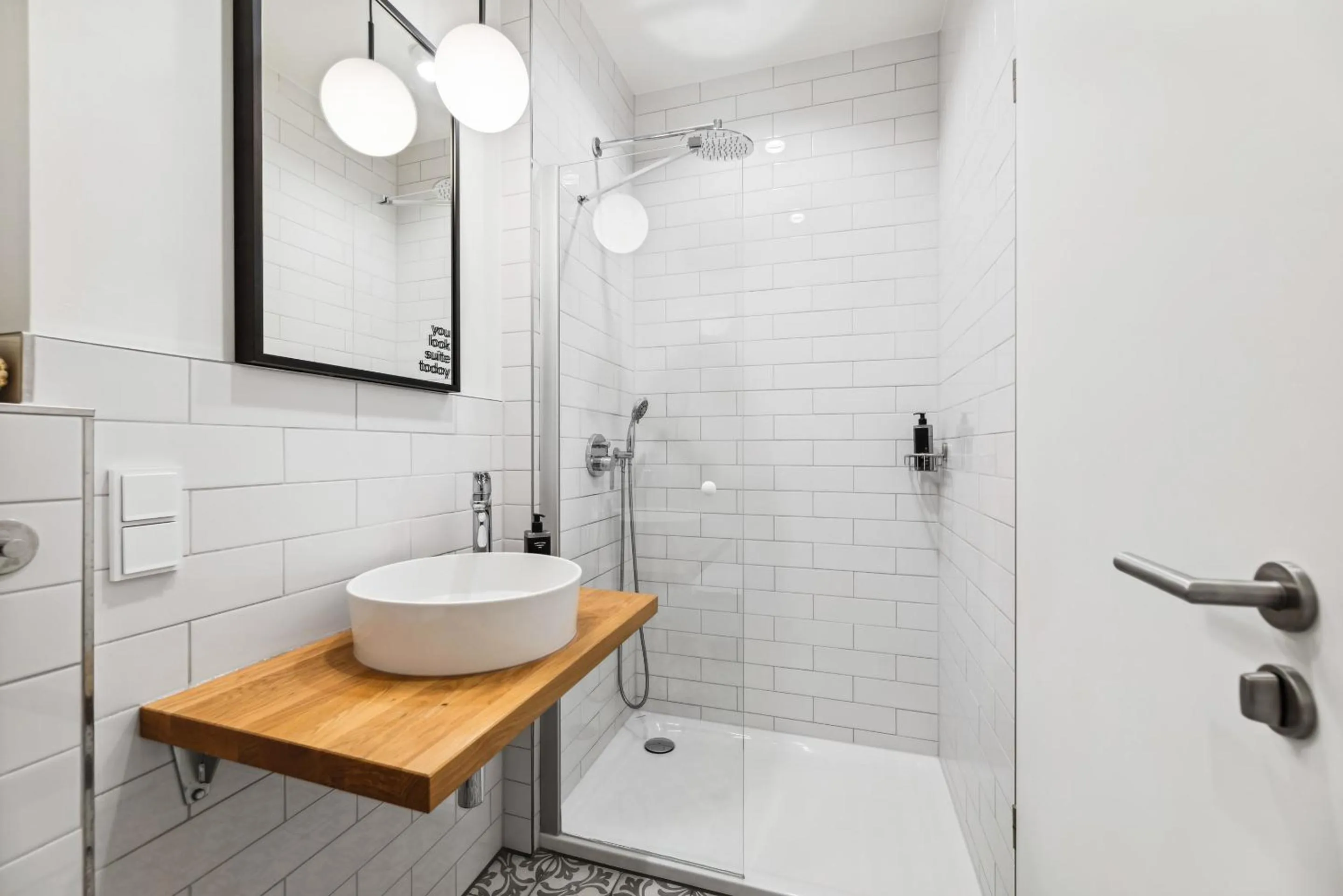 Shower in Limehome Bamberg Maximiliansplatz