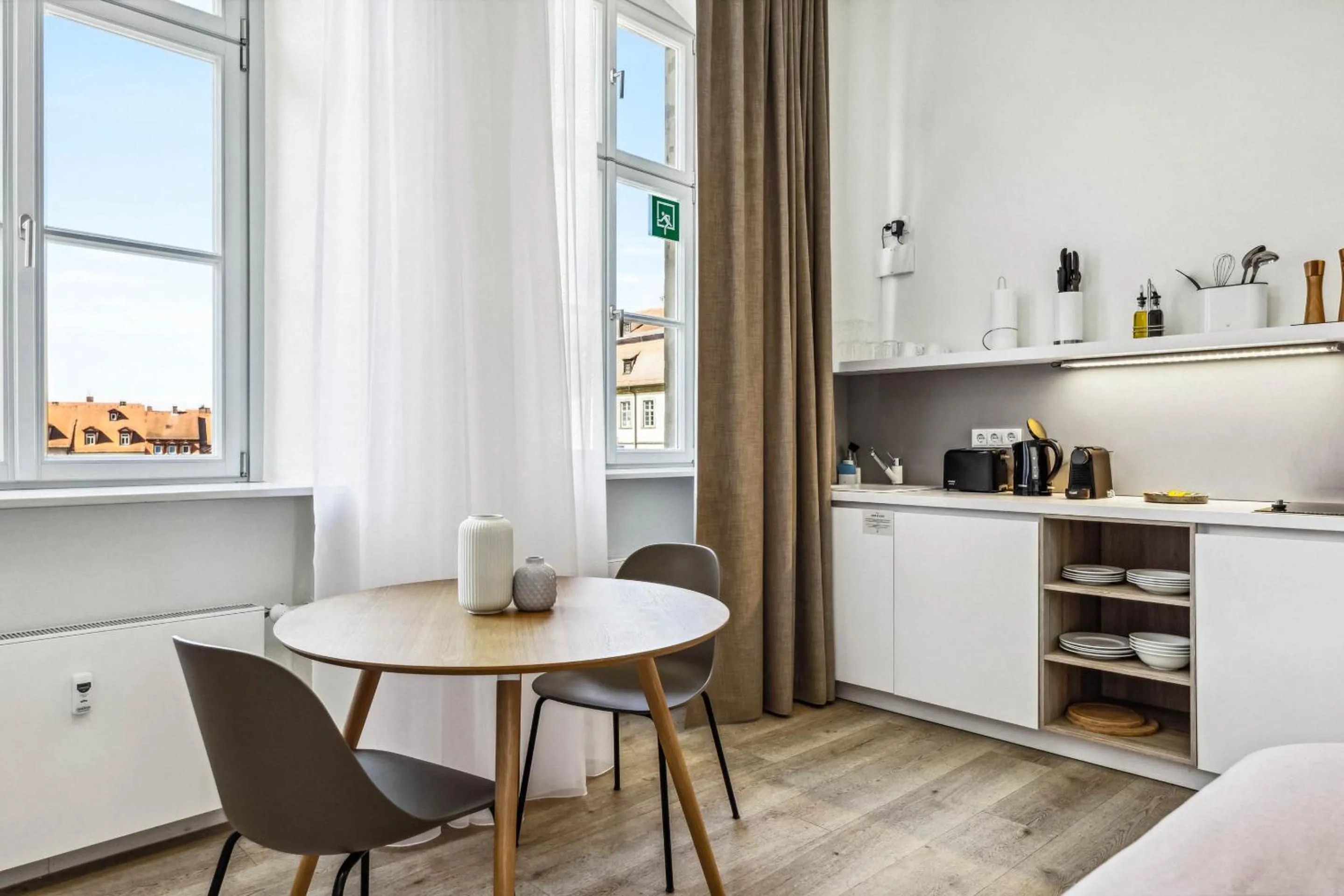 Coffee/tea facilities in Limehome Bamberg Maximiliansplatz