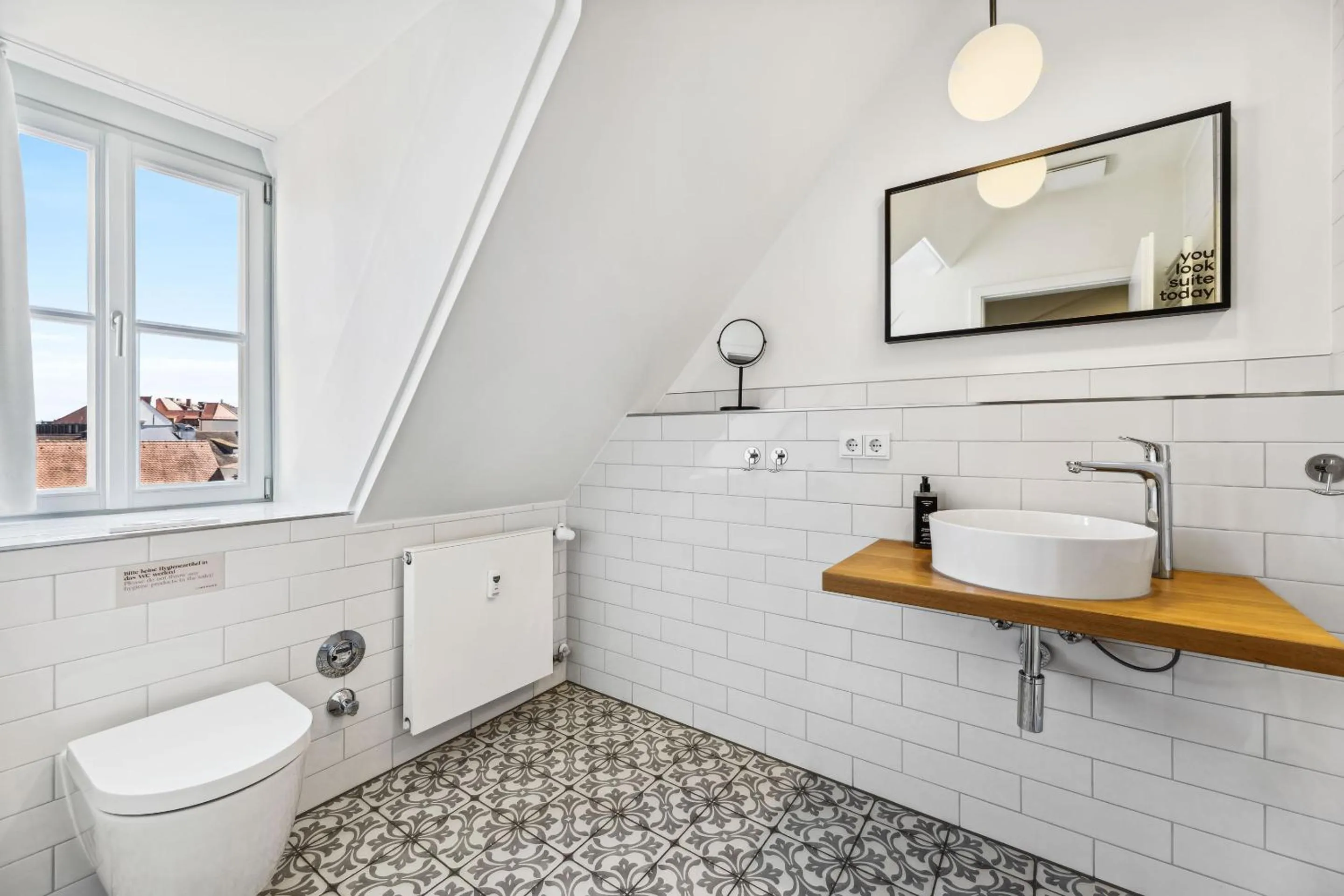 Toilet in Limehome Bamberg Maximiliansplatz