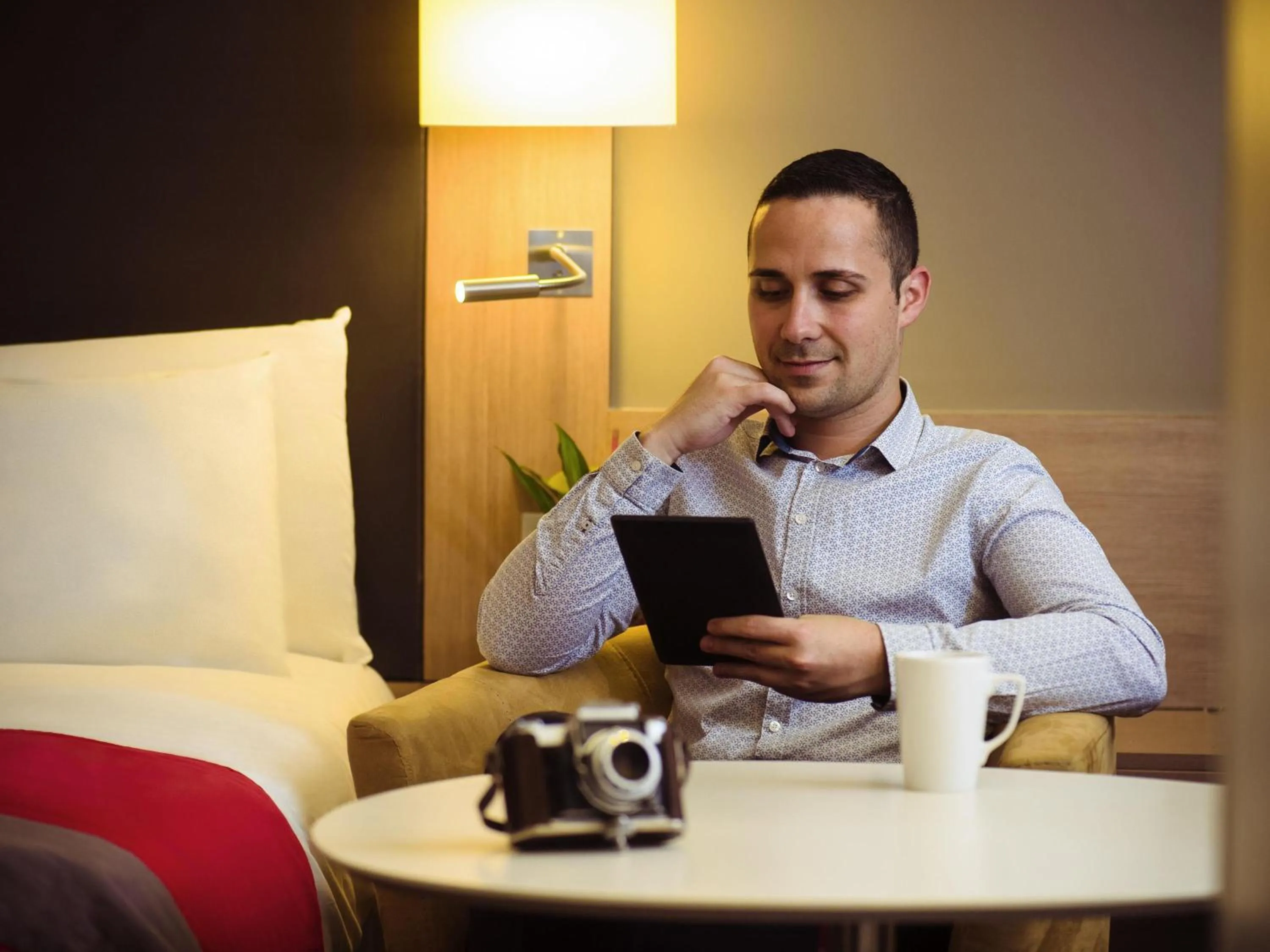 Bedroom in Mercure Vienne Sud Chanas