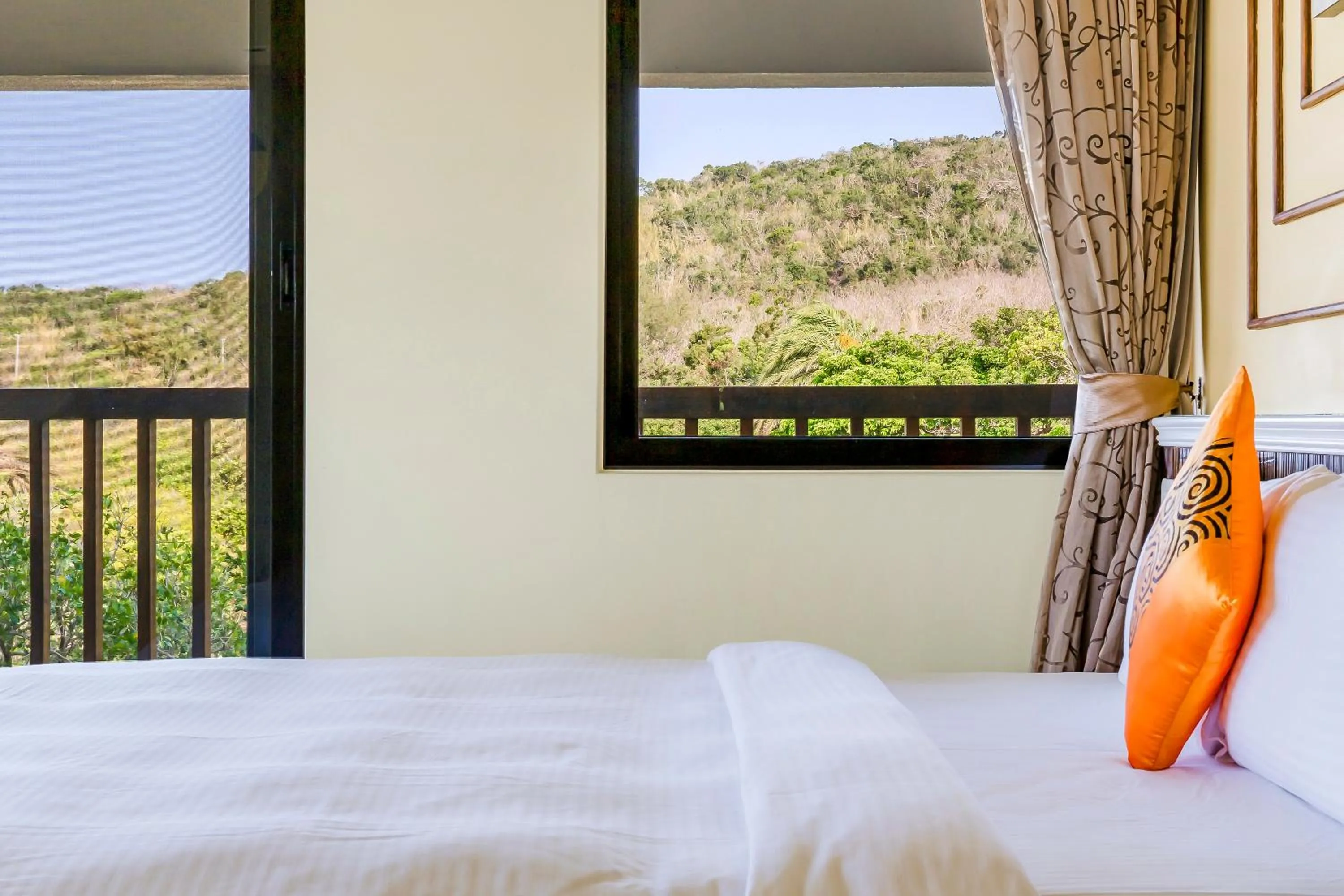 Natural landscape, Bed in Southern Sun Homestay North