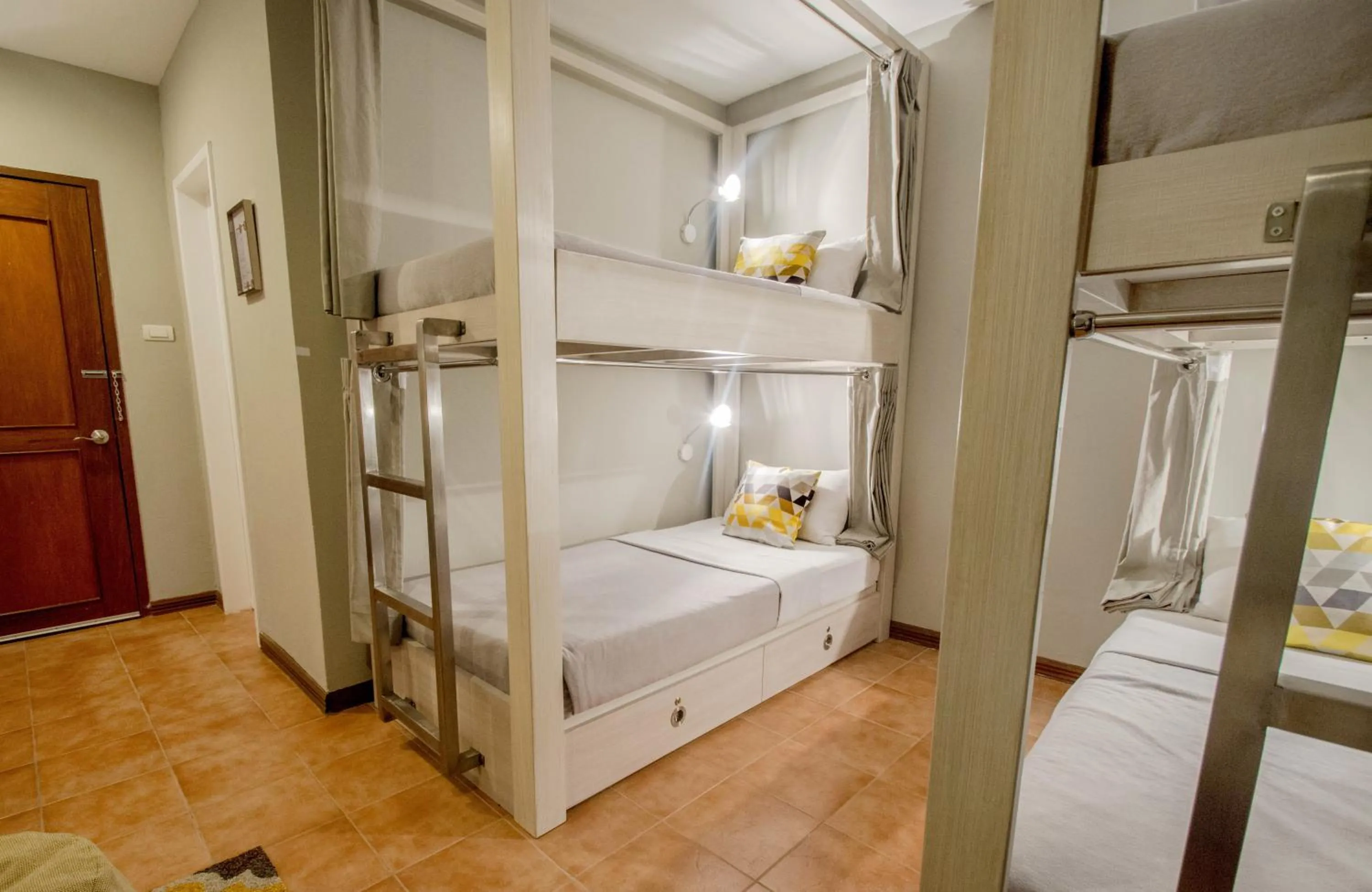 Other, Bed in Almont City Hotel