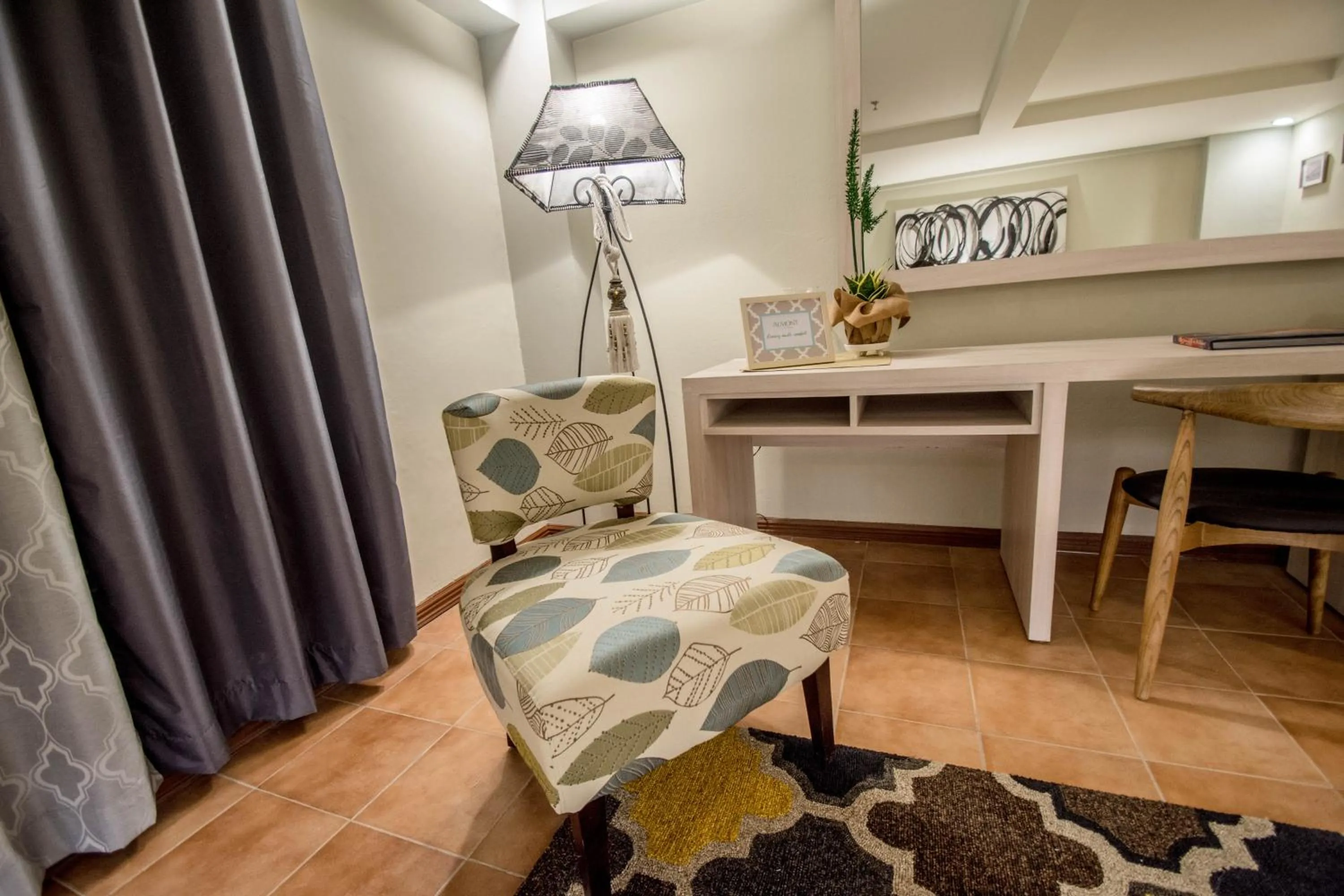 Seating area in Almont City Hotel