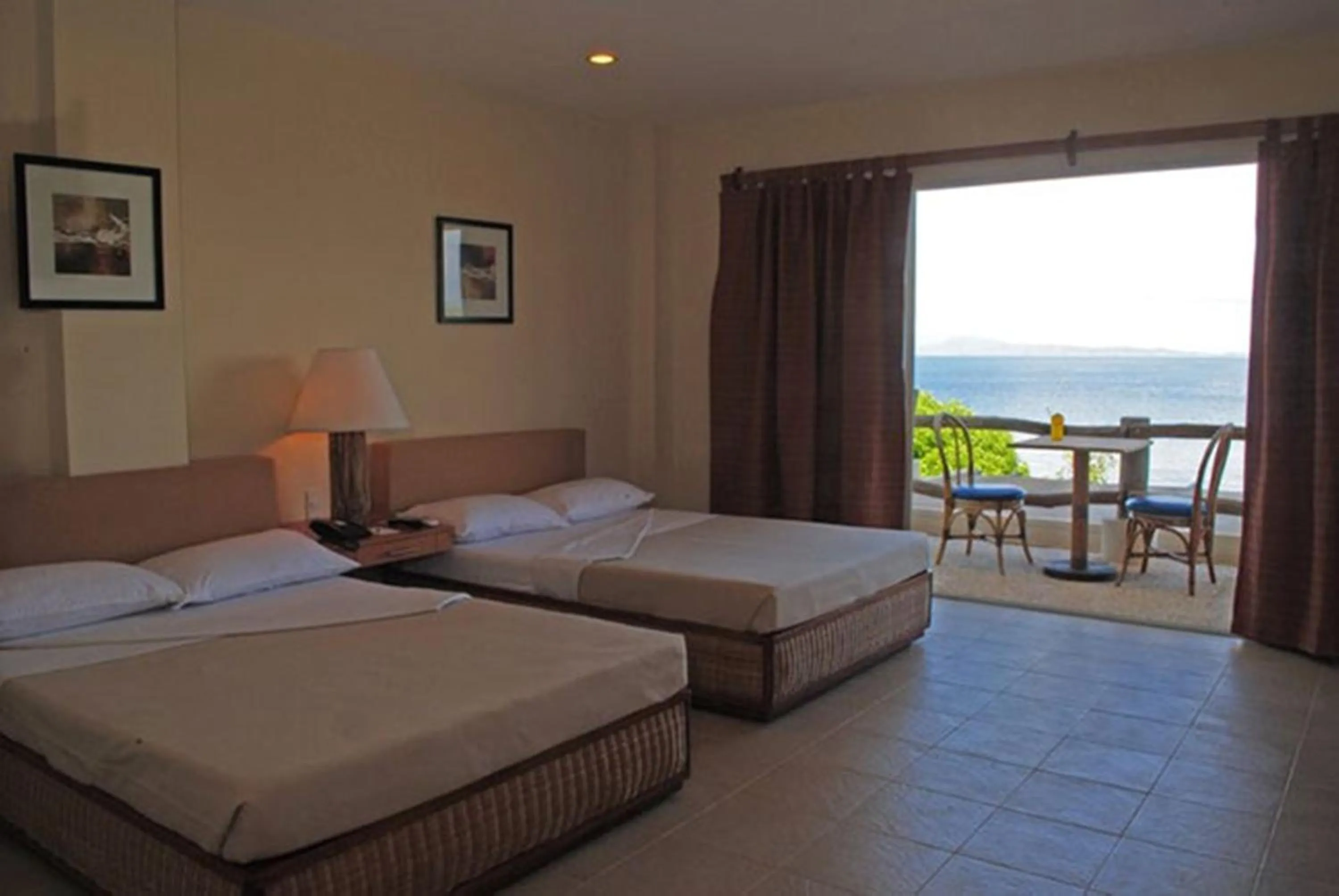 Photo of the whole room, Bed in Almont Beach Resort