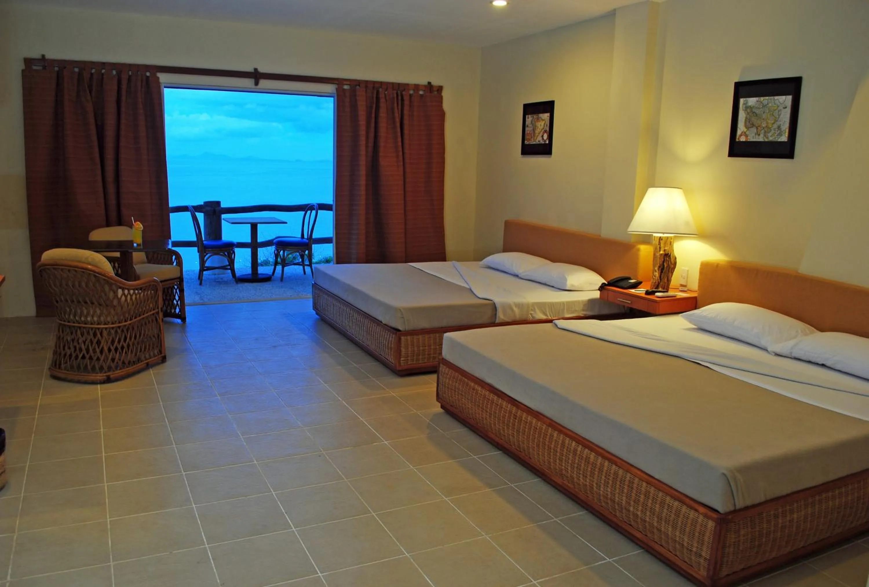 Photo of the whole room, Bed in Almont Beach Resort