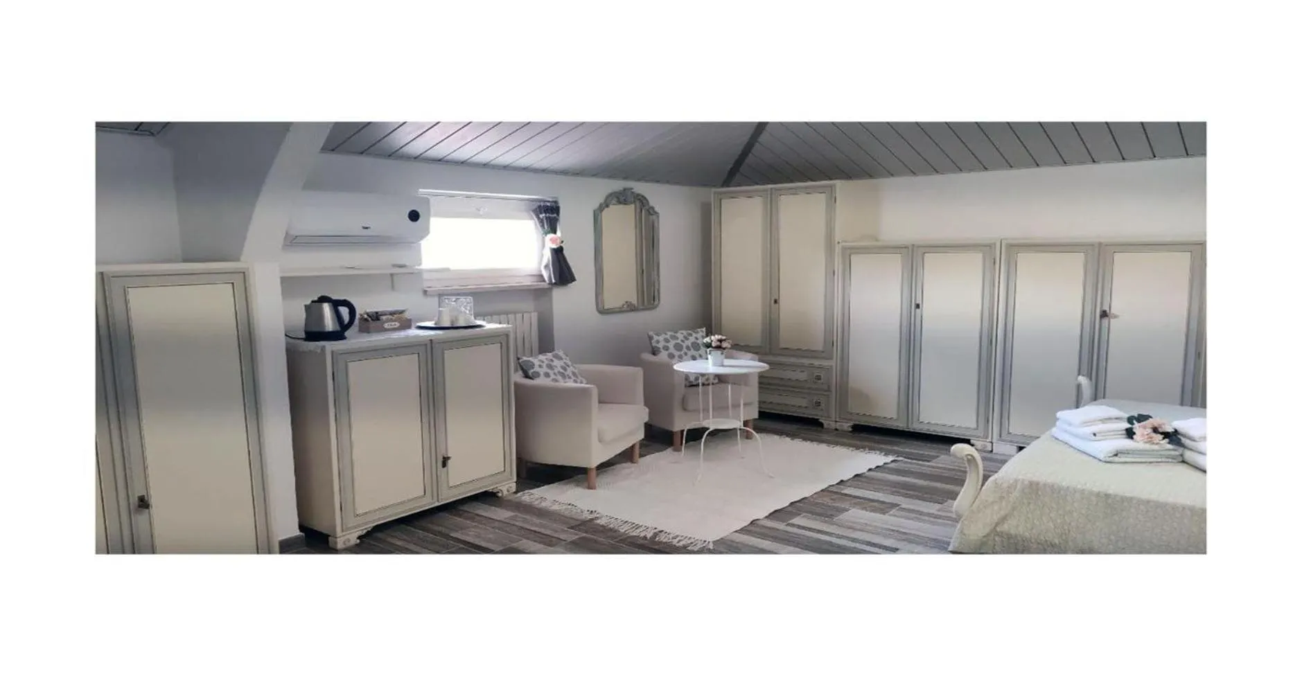 Seating area, Bed in Il Pittore di Stelle B&B