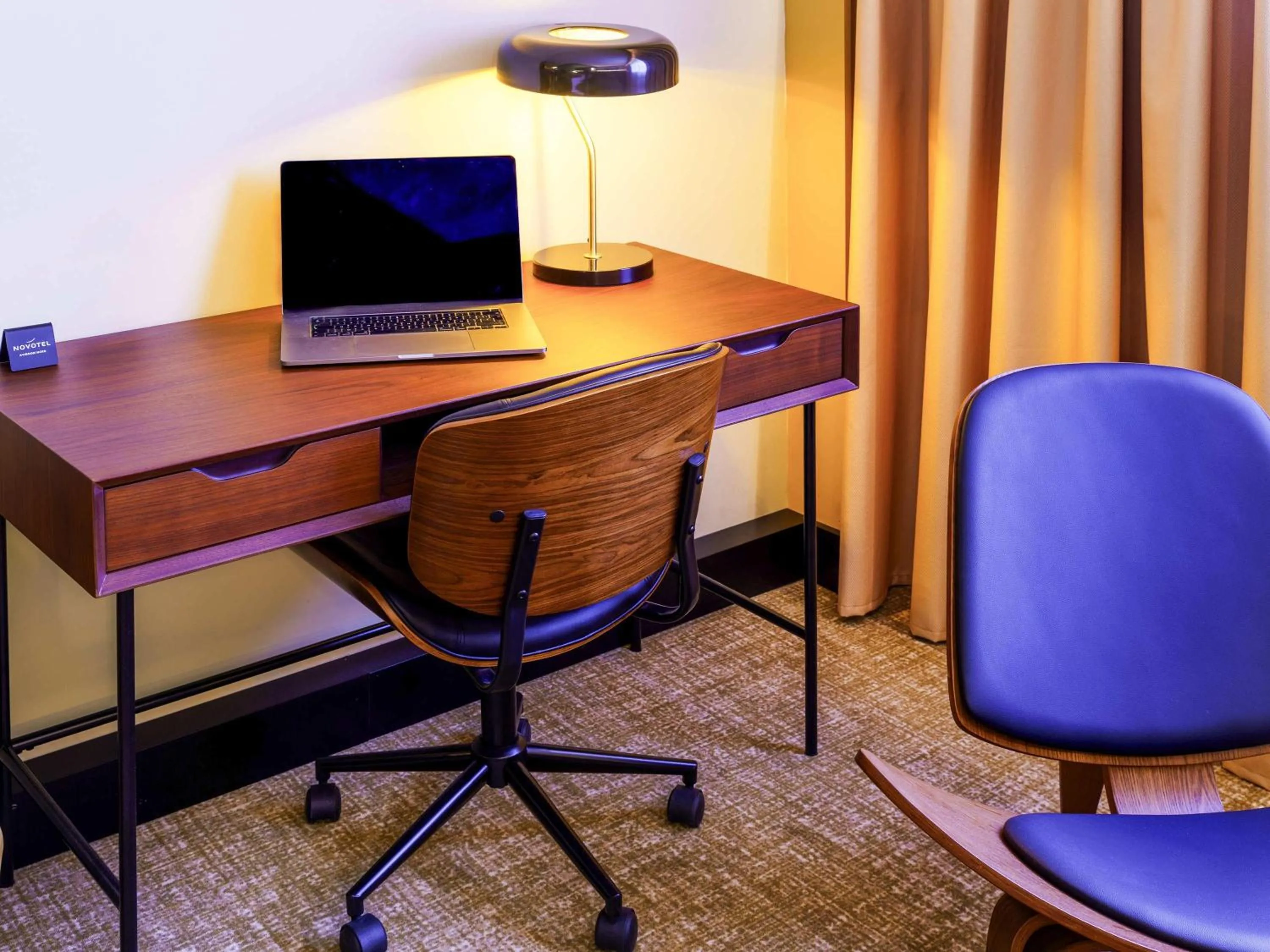 Bedroom in Novotel Avignon Nord