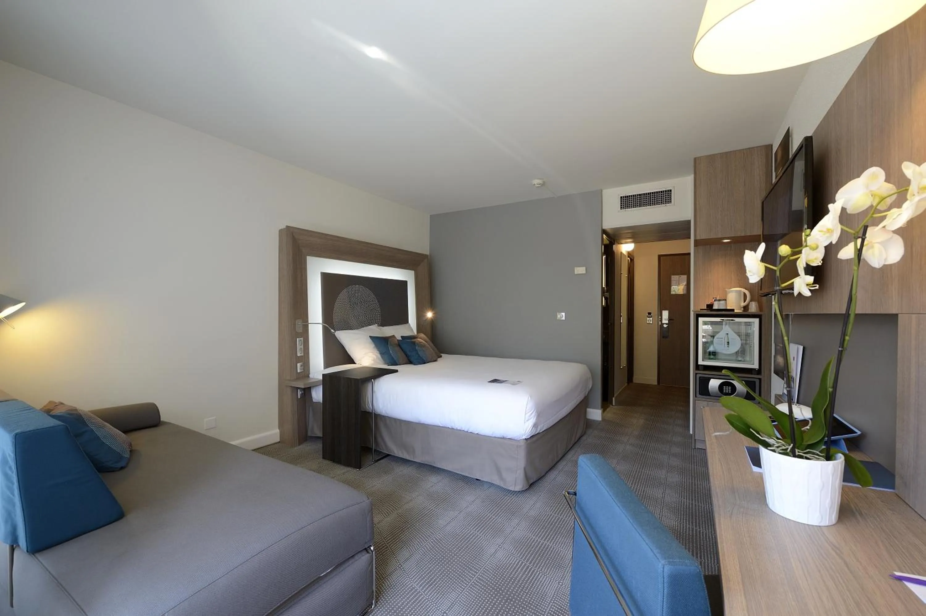 Bed in Novotel Avignon Nord