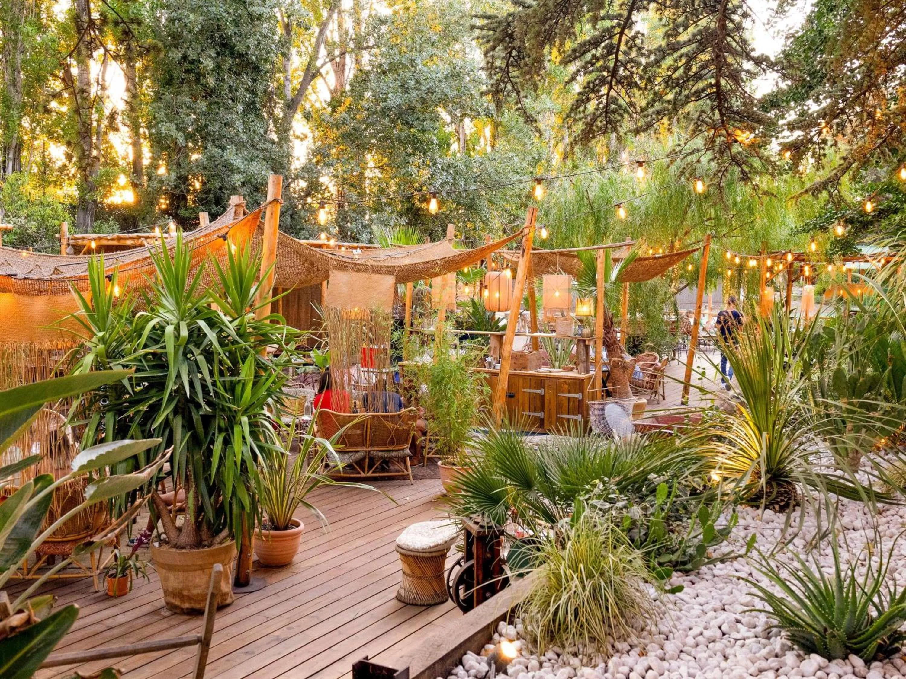 Property building in Novotel Avignon Nord