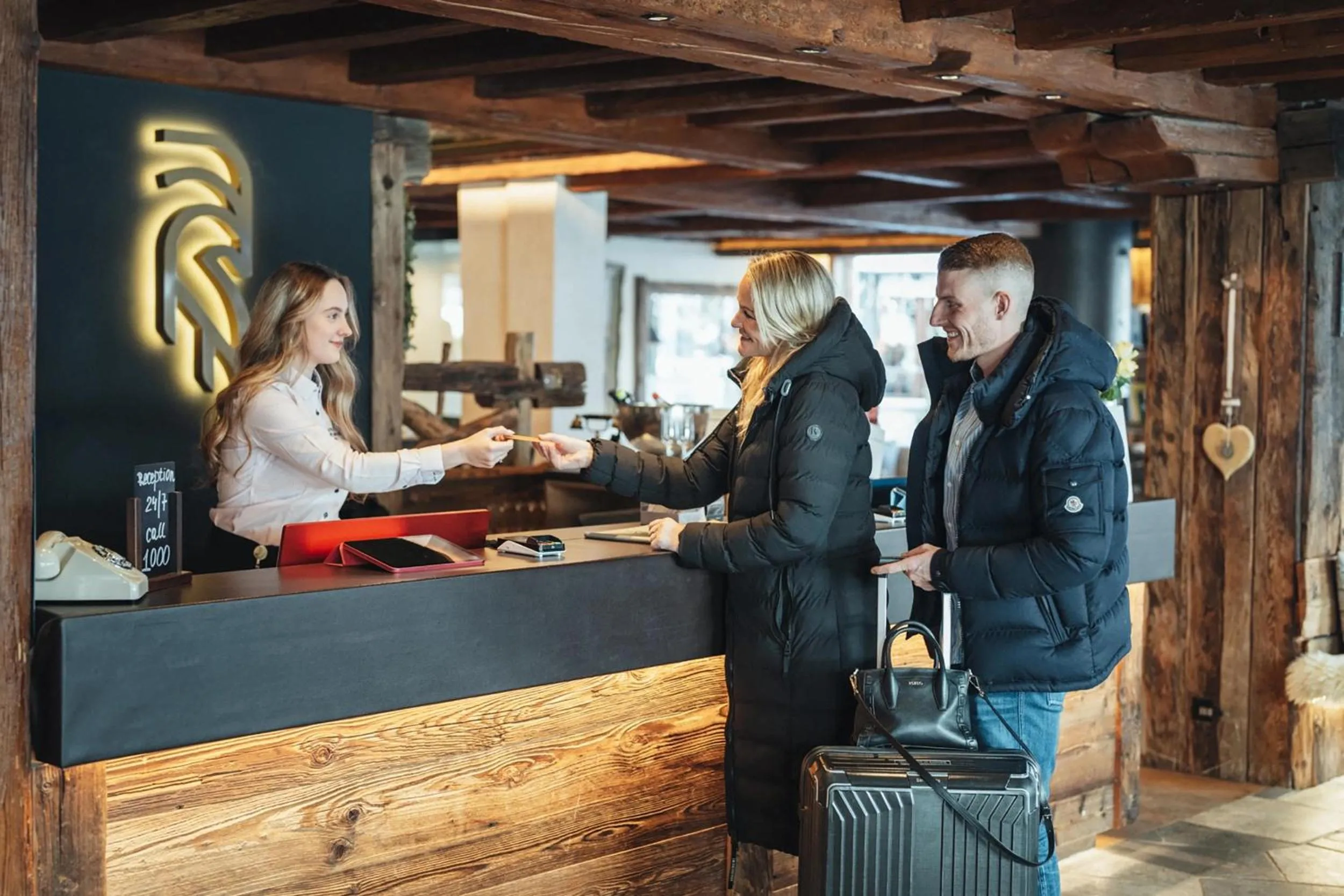 Lobby or reception in Zermatt Budget Rooms