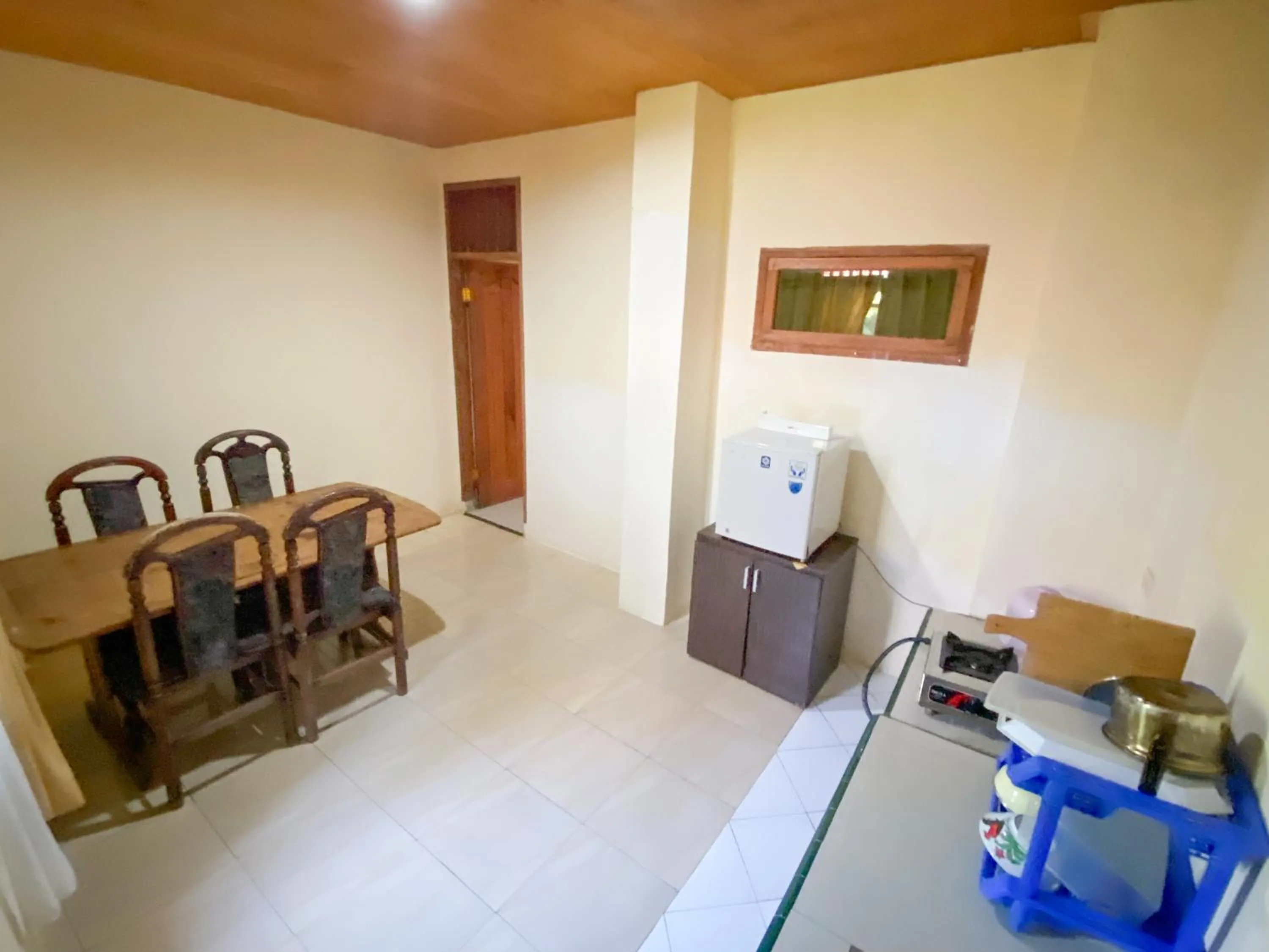 kitchen in Lekjon Cottage