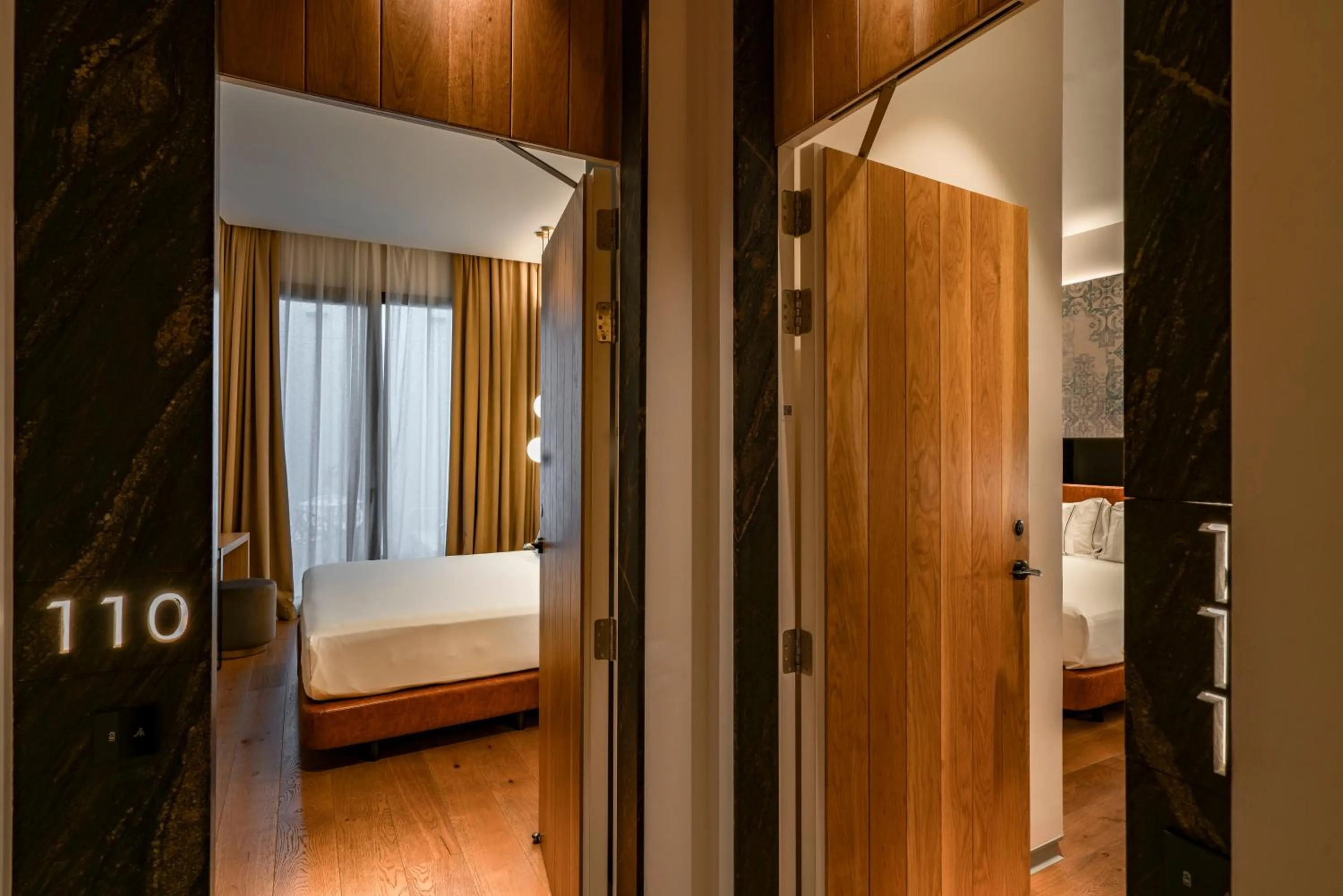 Photo of the whole room, Bed in Vincci Selección Unuk 5 GL