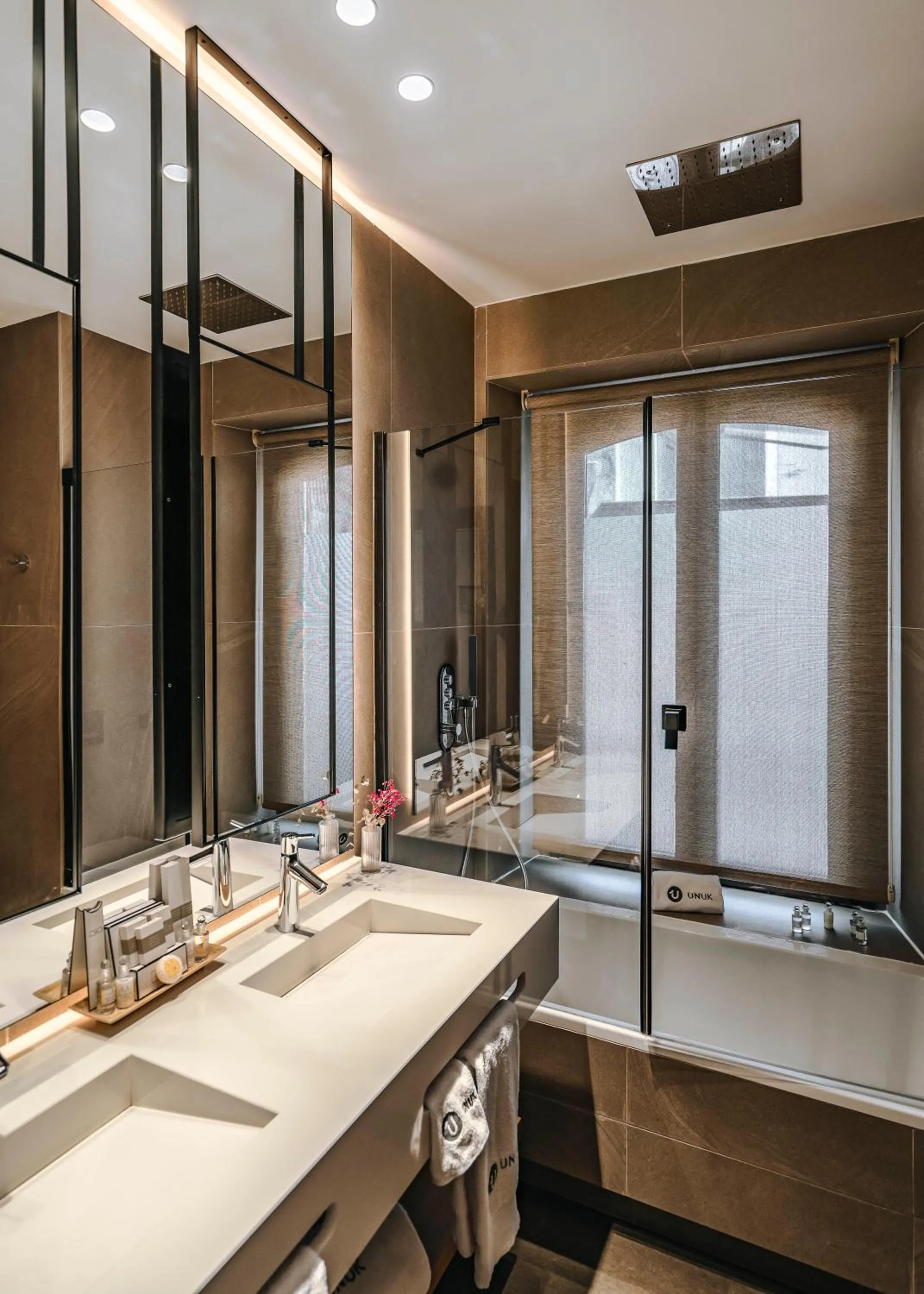 Toilet in Vincci Selección Unuk 5 GL