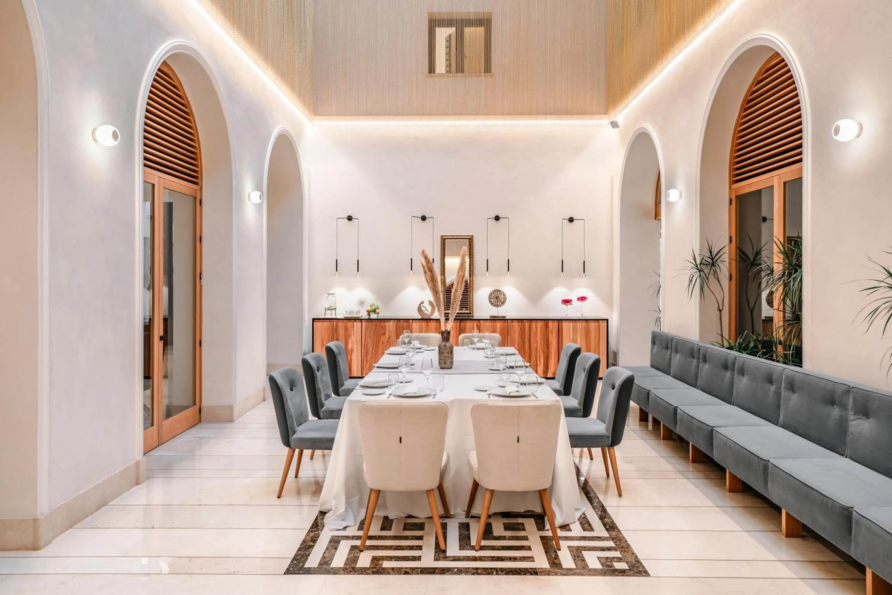 Restaurant/places to eat in Vincci Selección Unuk 5 GL