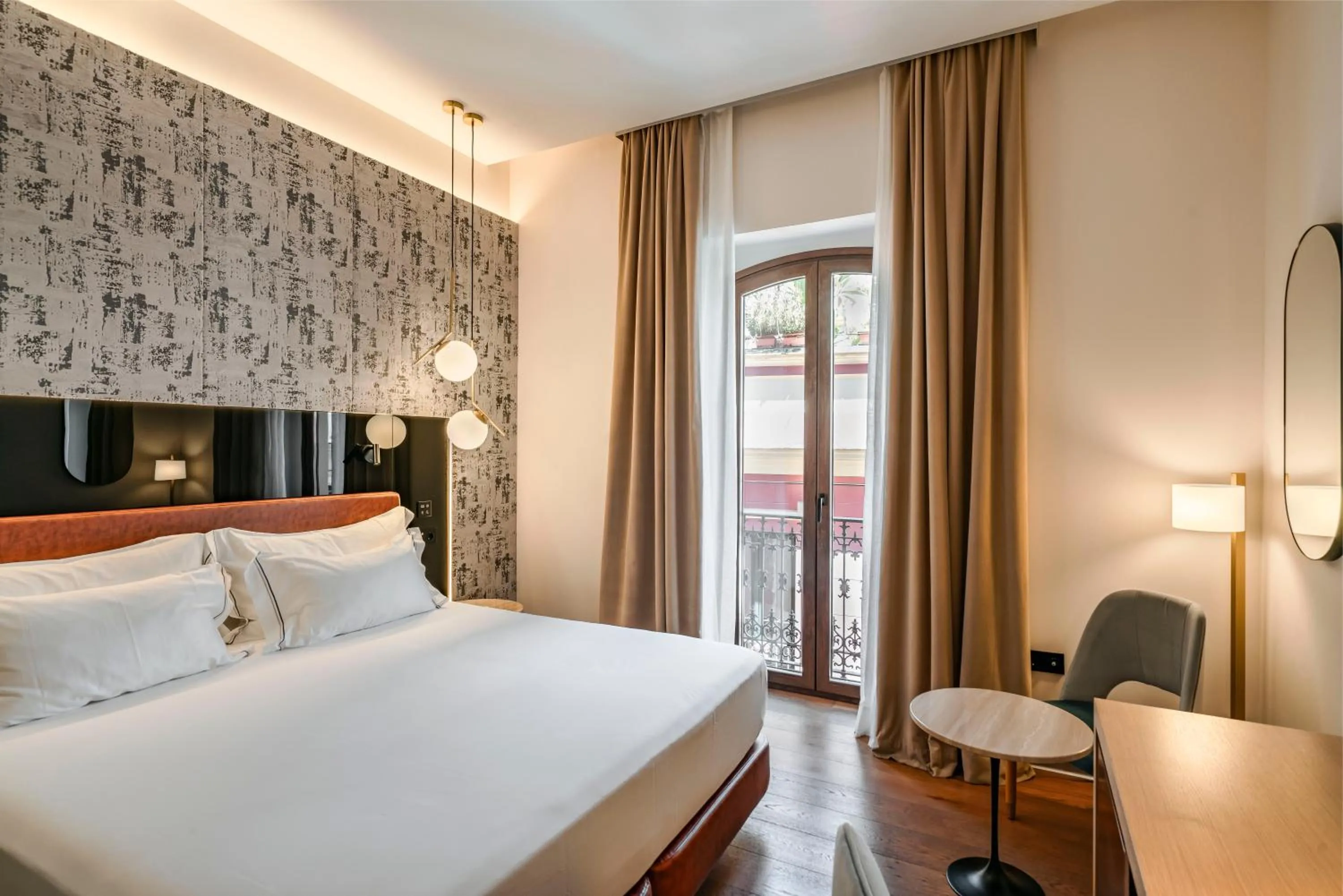 Photo of the whole room, Bed in Vincci Selección Unuk 5 GL