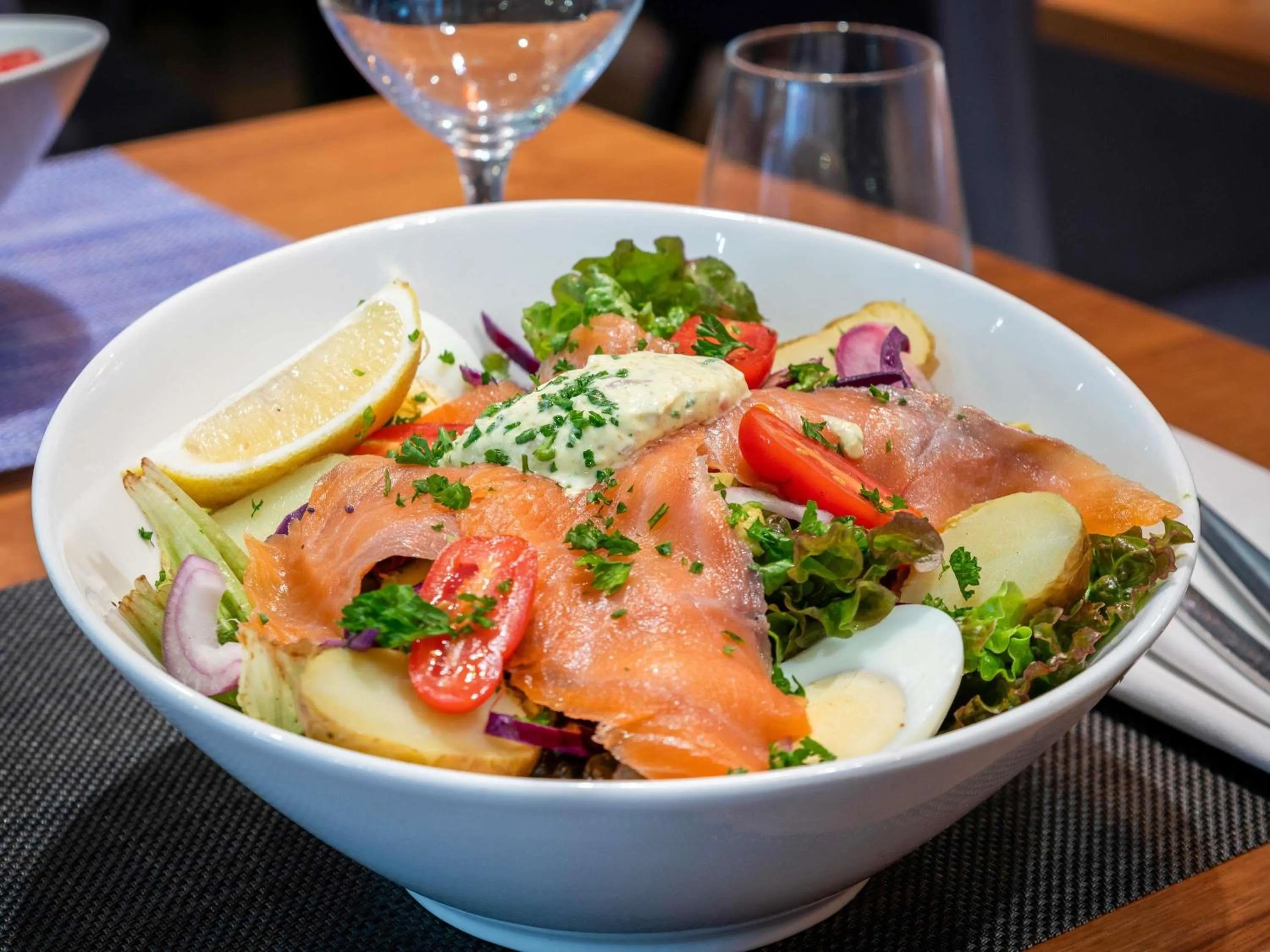 Restaurant/places to eat in Novotel Grenoble Centre