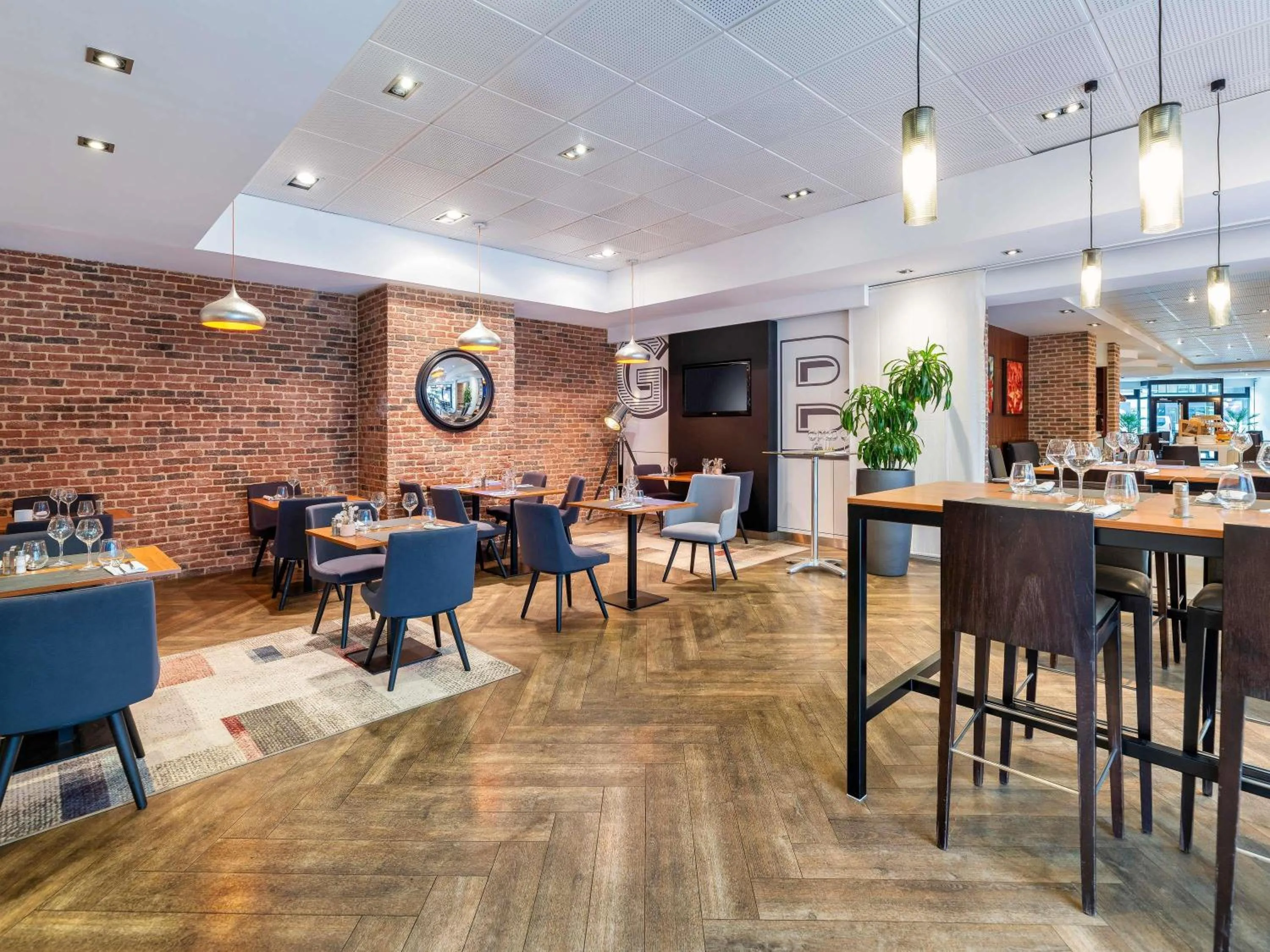 Property building in Novotel Grenoble Centre