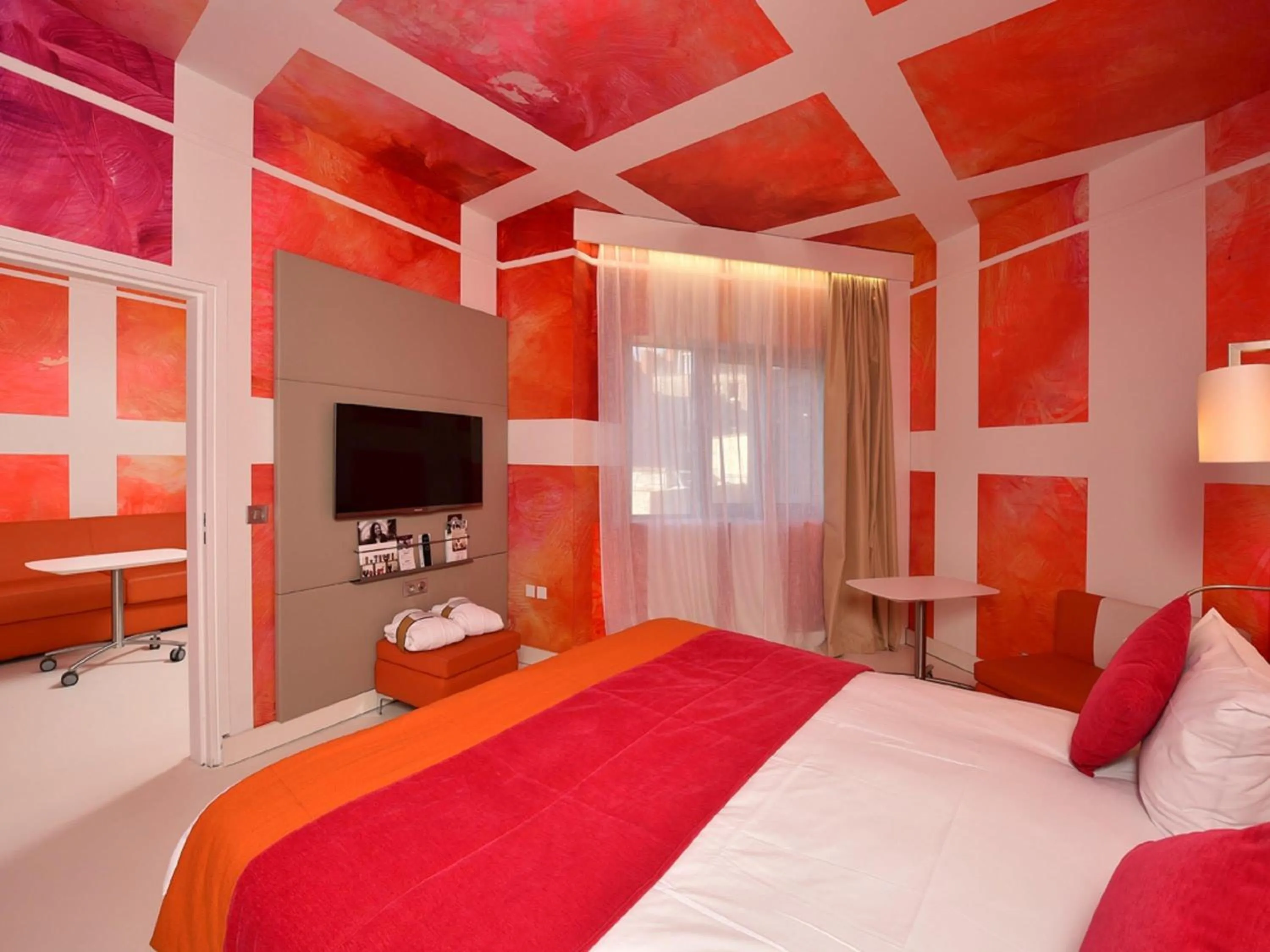 Bedroom, Bed in Mercure Nantes Centre Grand Hotel