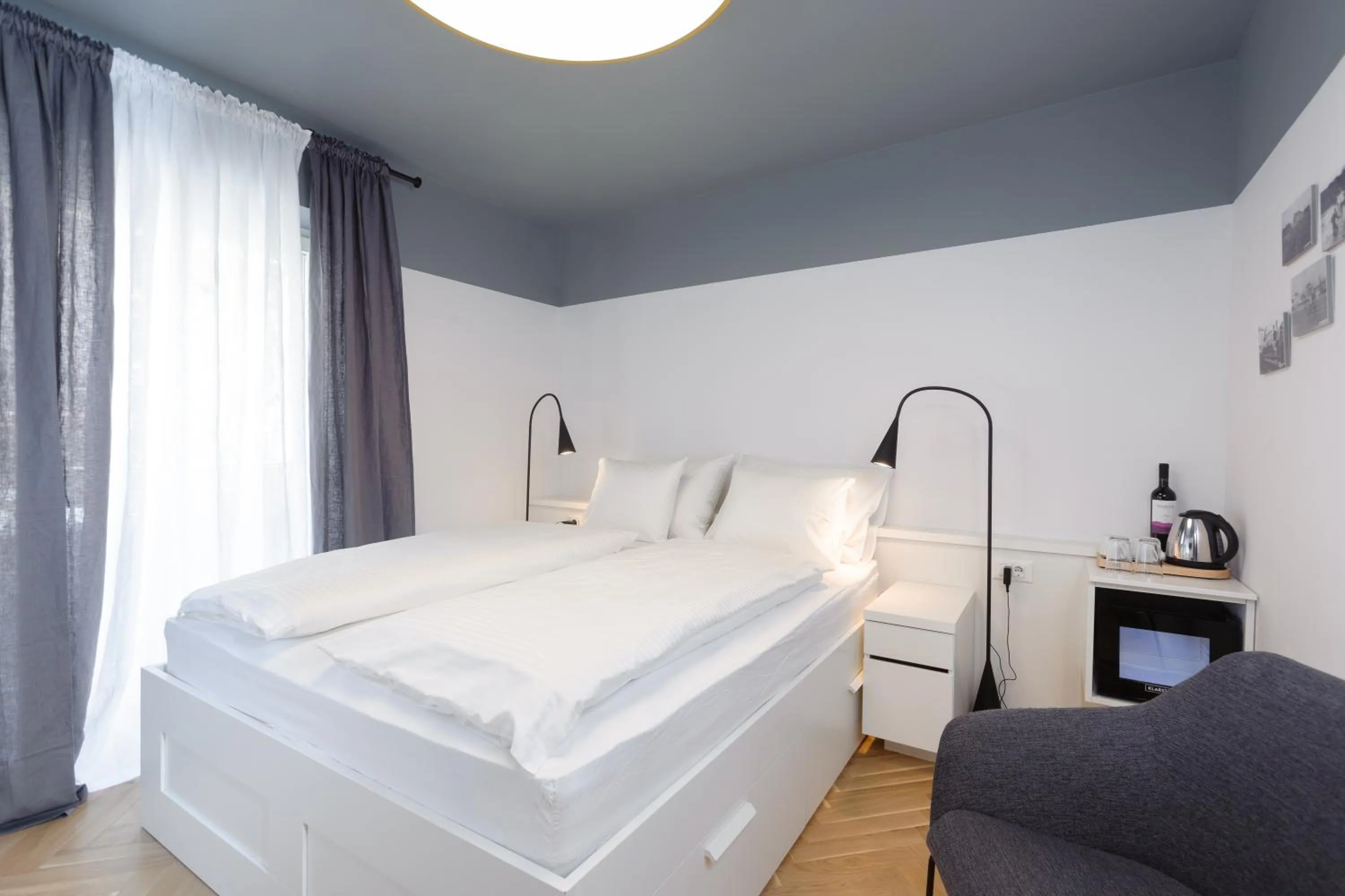 Bed in MK Luxury Rooms