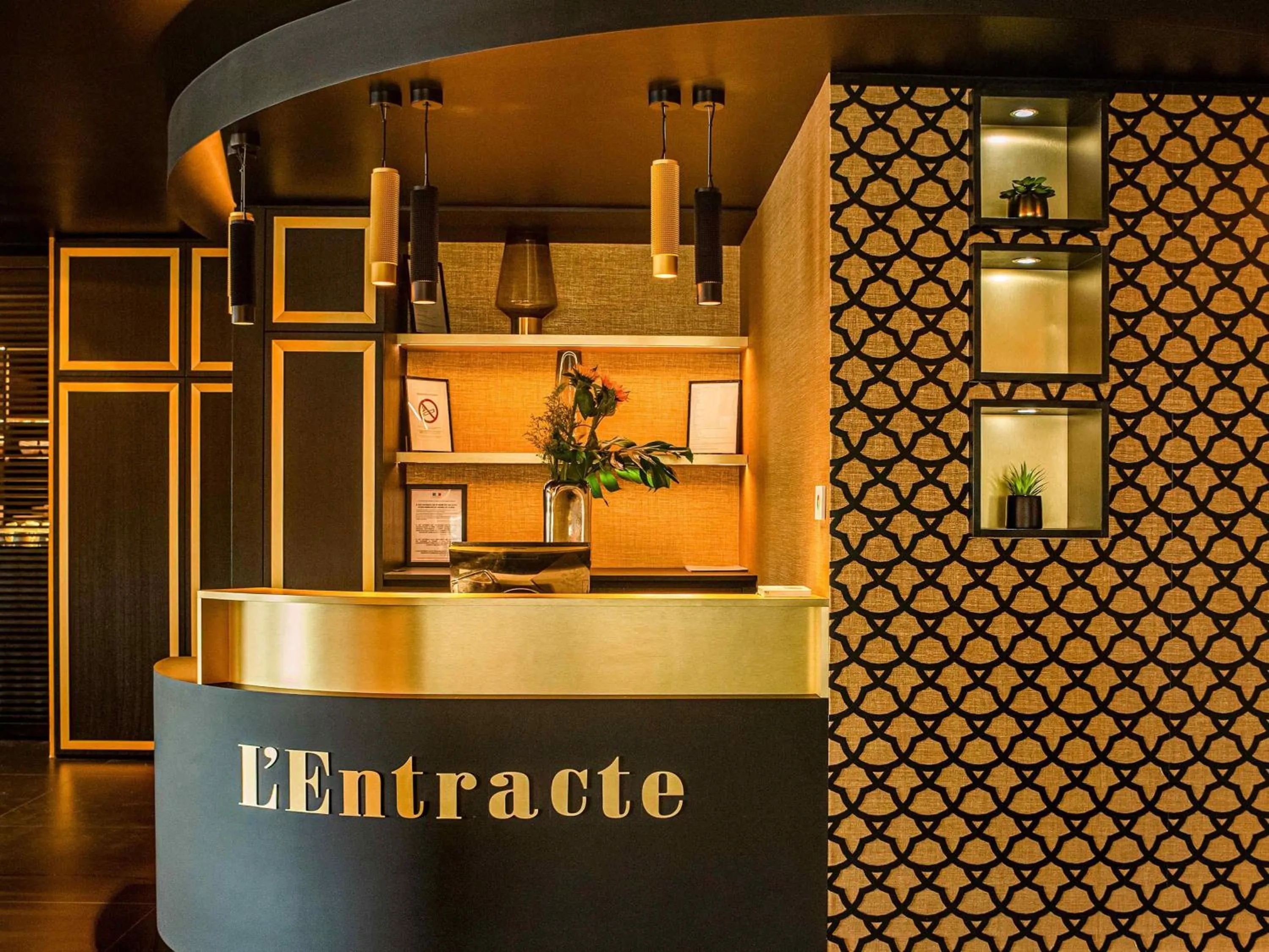 Lounge or bar in Mercure Orléans Centre Bords de Loire