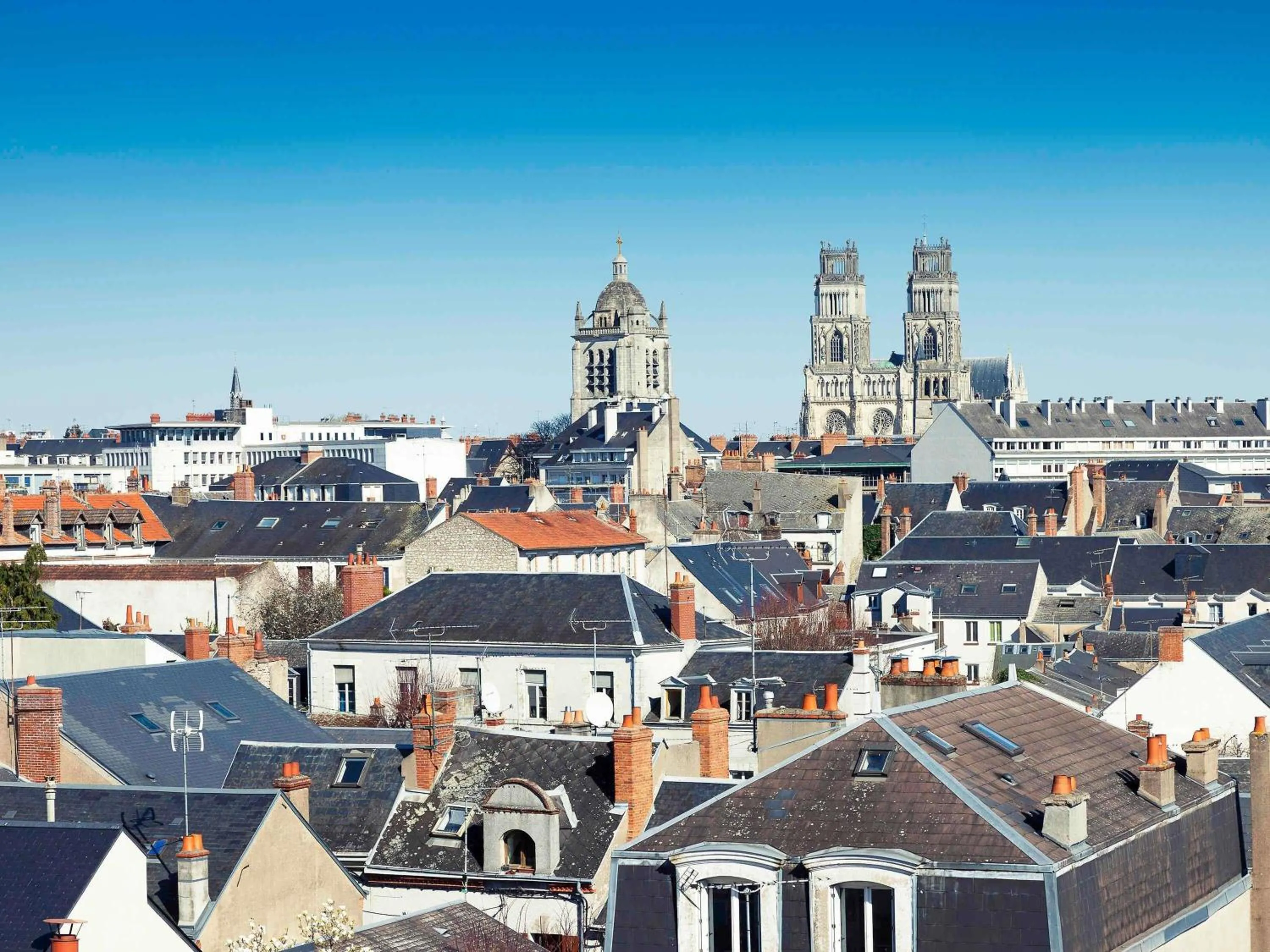Bedroom in Mercure Orléans Centre Bords de Loire