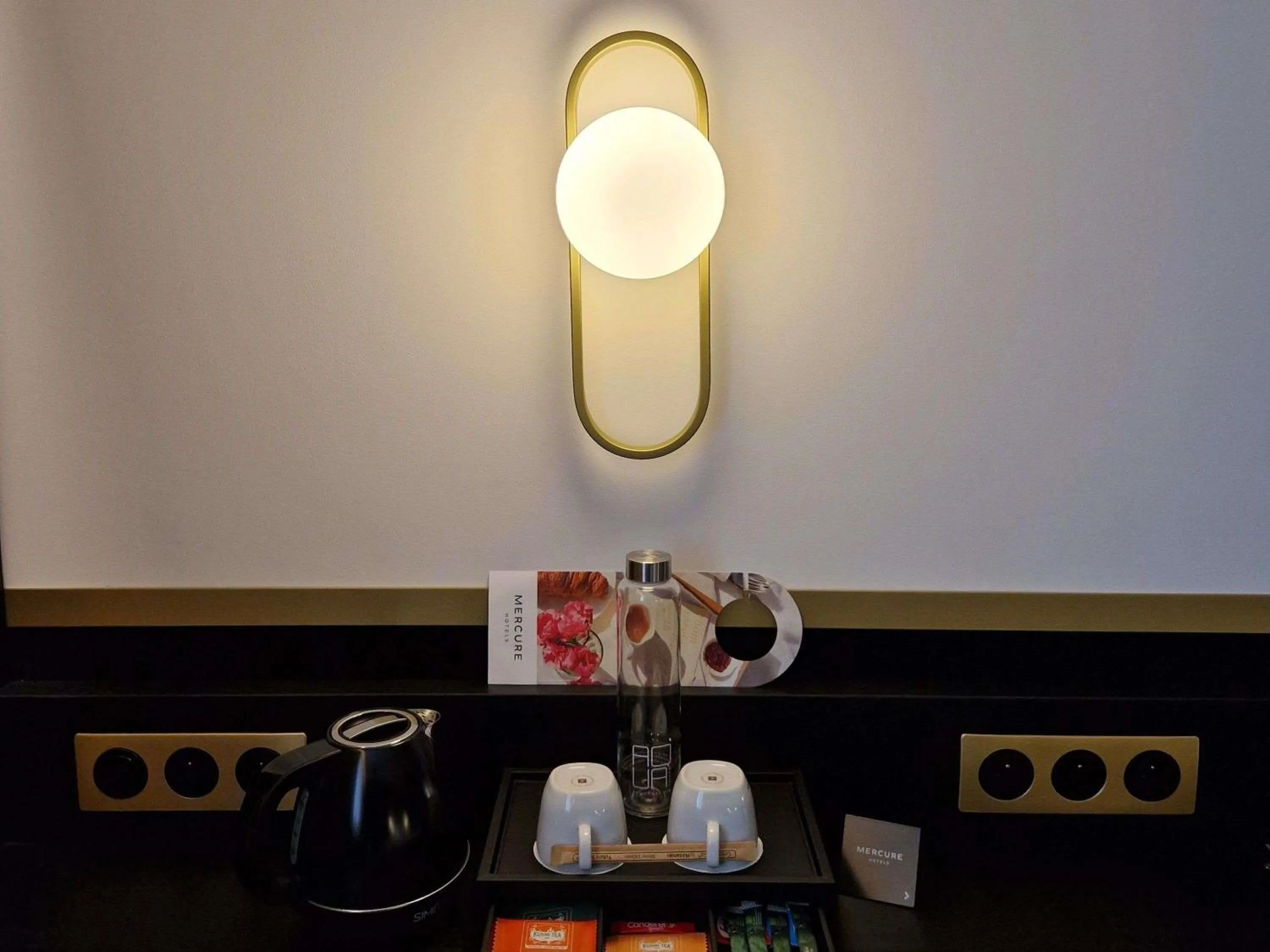 Bedroom in Mercure Orléans Centre Bords de Loire