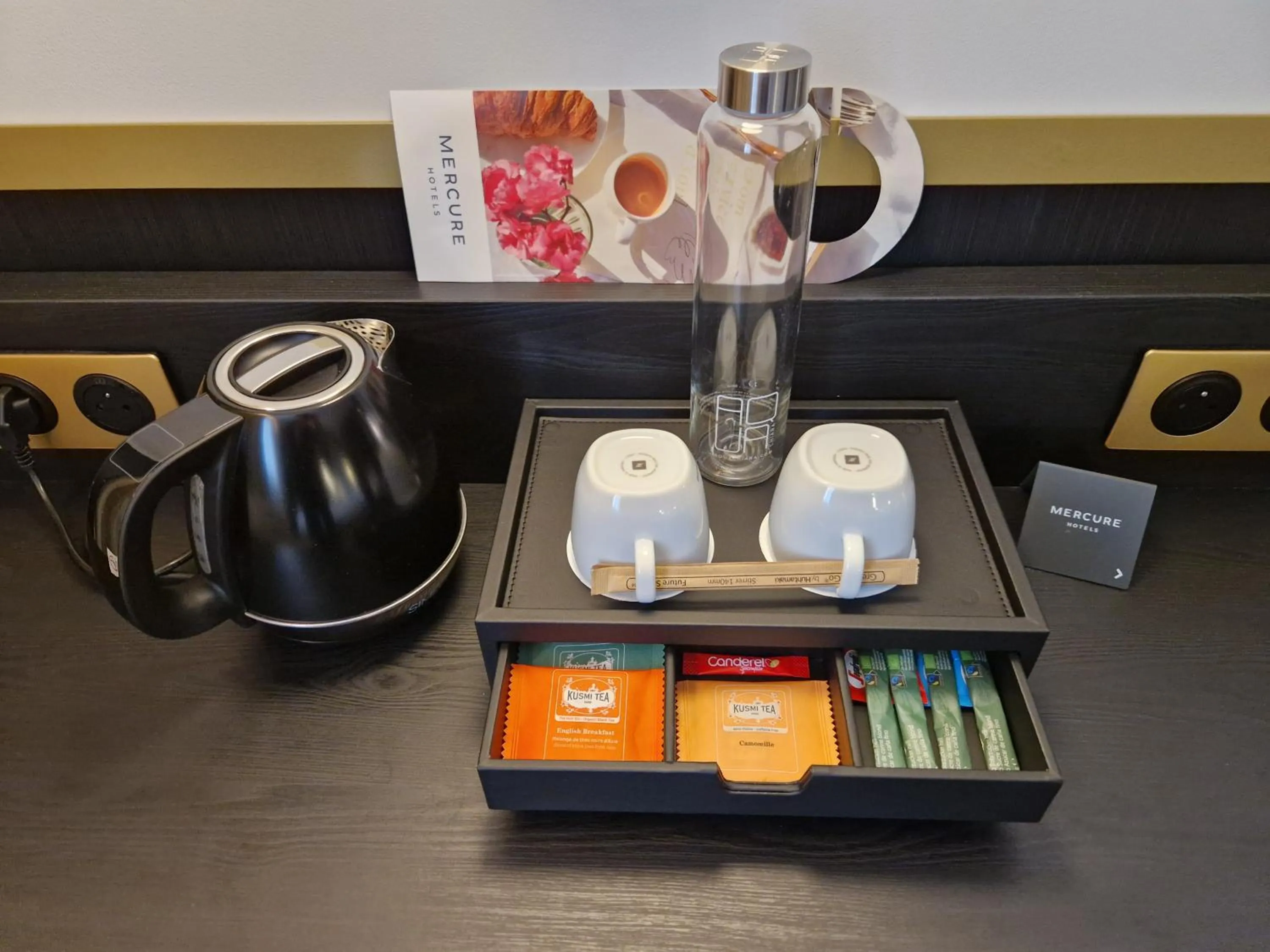Coffee/tea facilities in Mercure Orléans Centre Bords de Loire