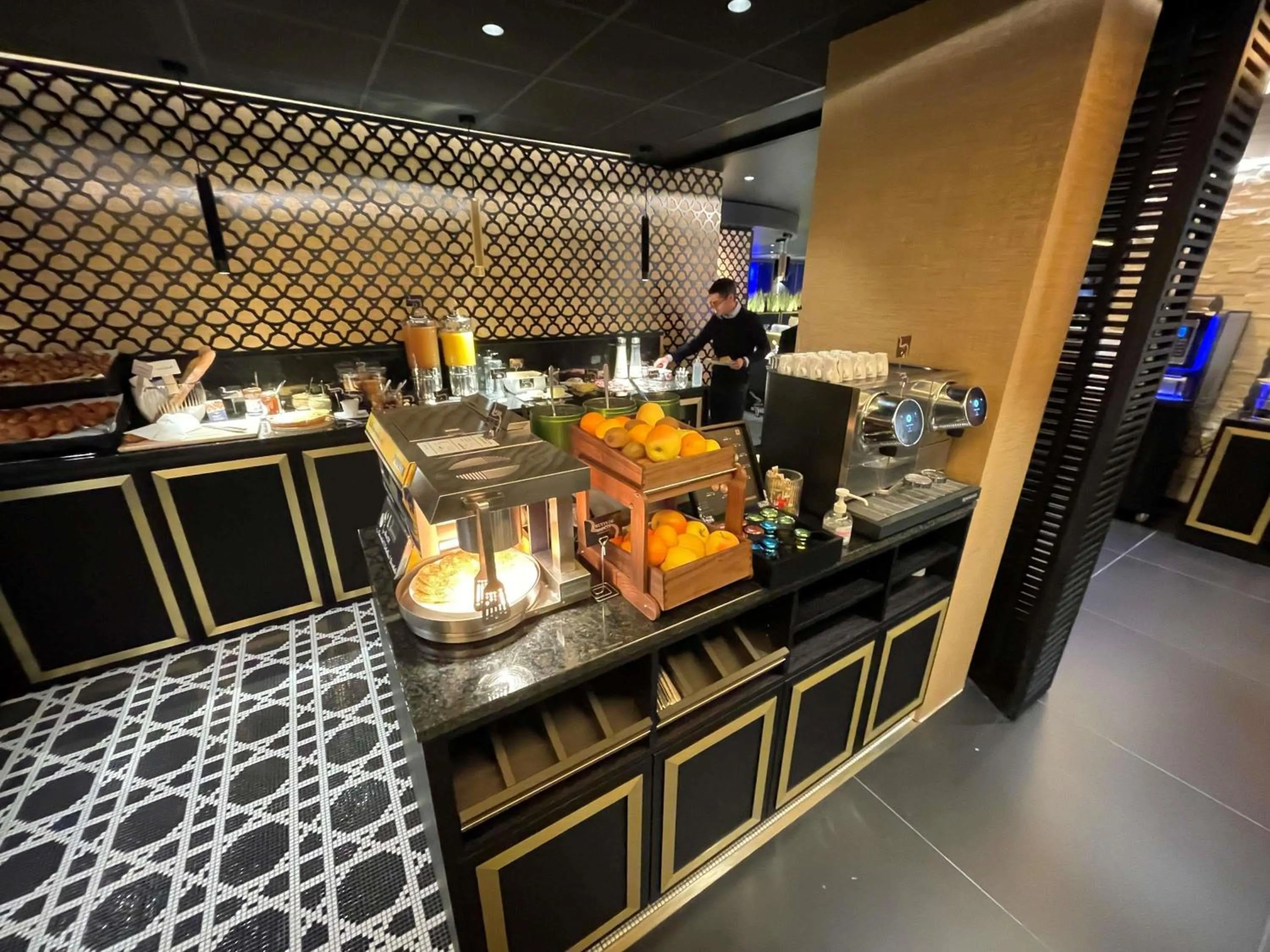 Breakfast in Mercure Orléans Centre Bords de Loire