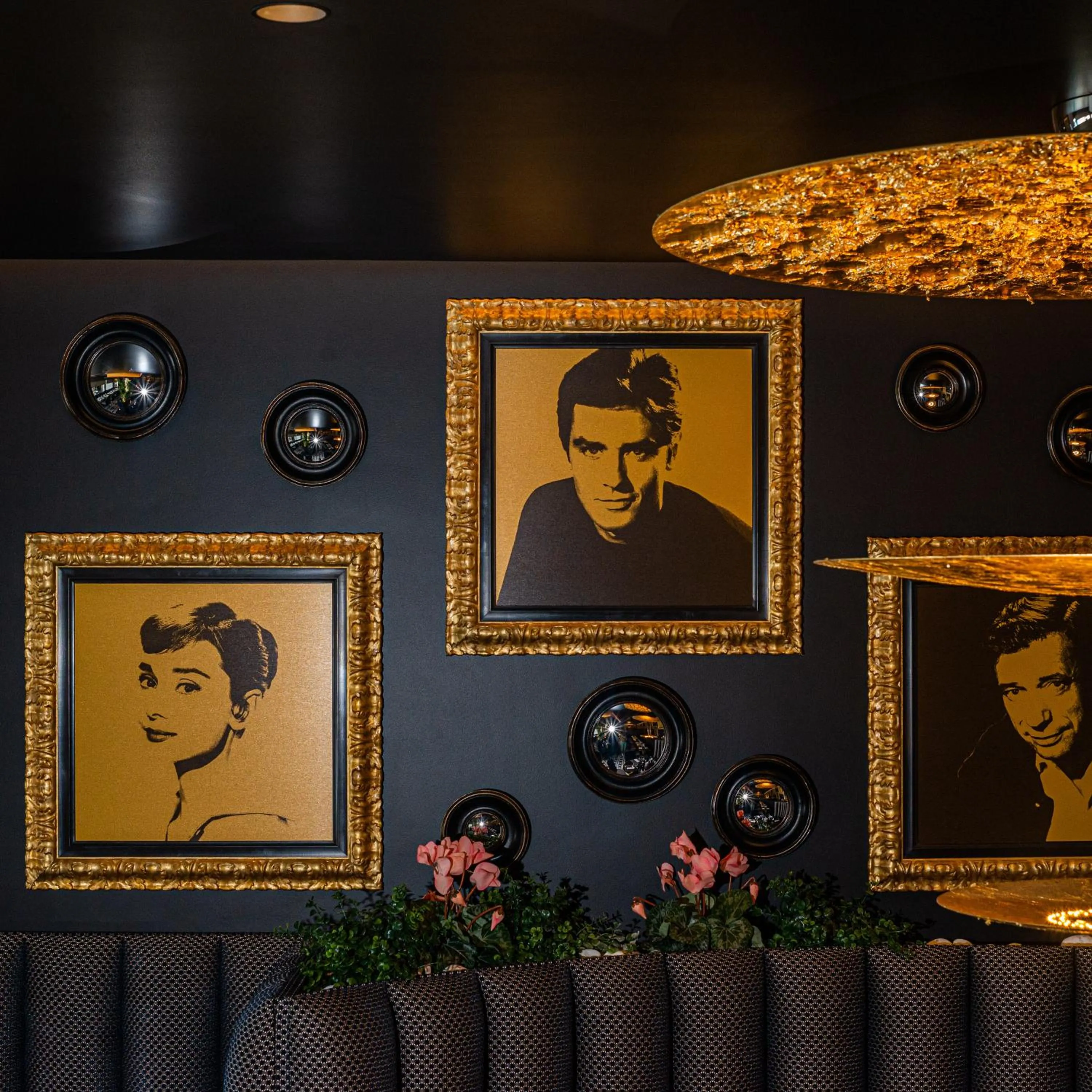 Restaurant/places to eat in Mercure Orléans Centre Bords de Loire