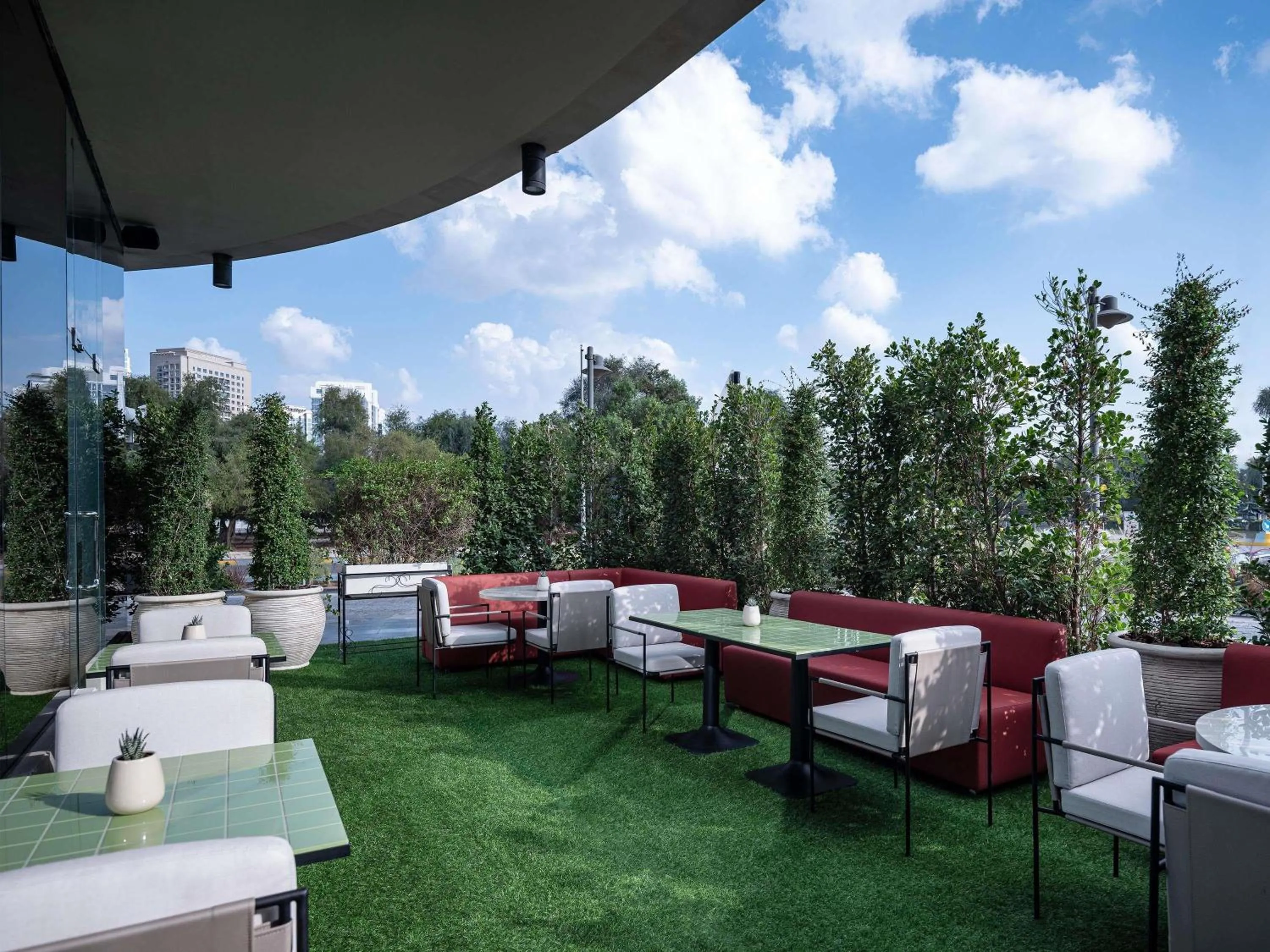 Restaurant/places to eat in Novotel Abu Dhabi Al Bustan