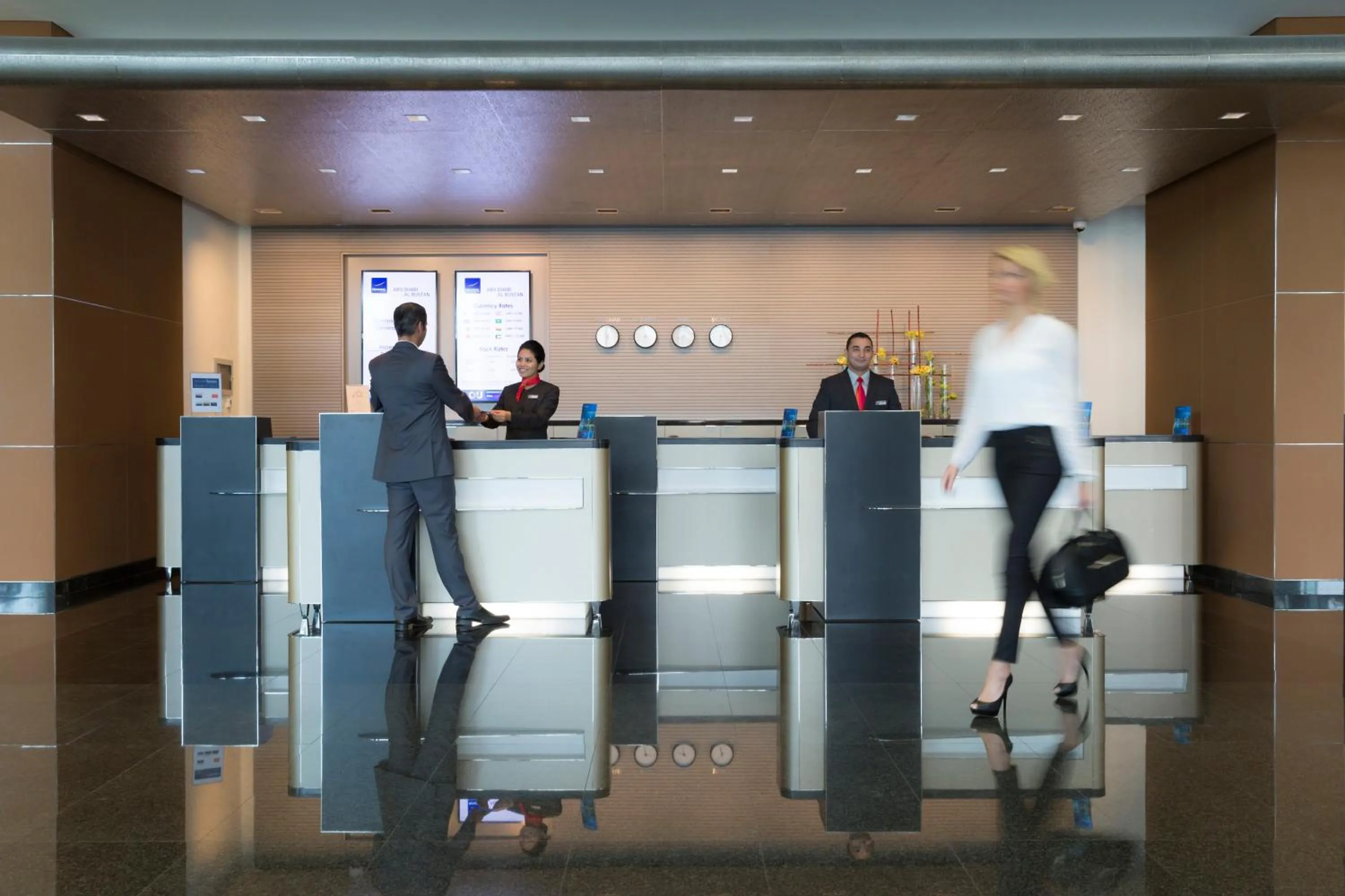 Lobby or reception in Novotel Abu Dhabi Al Bustan