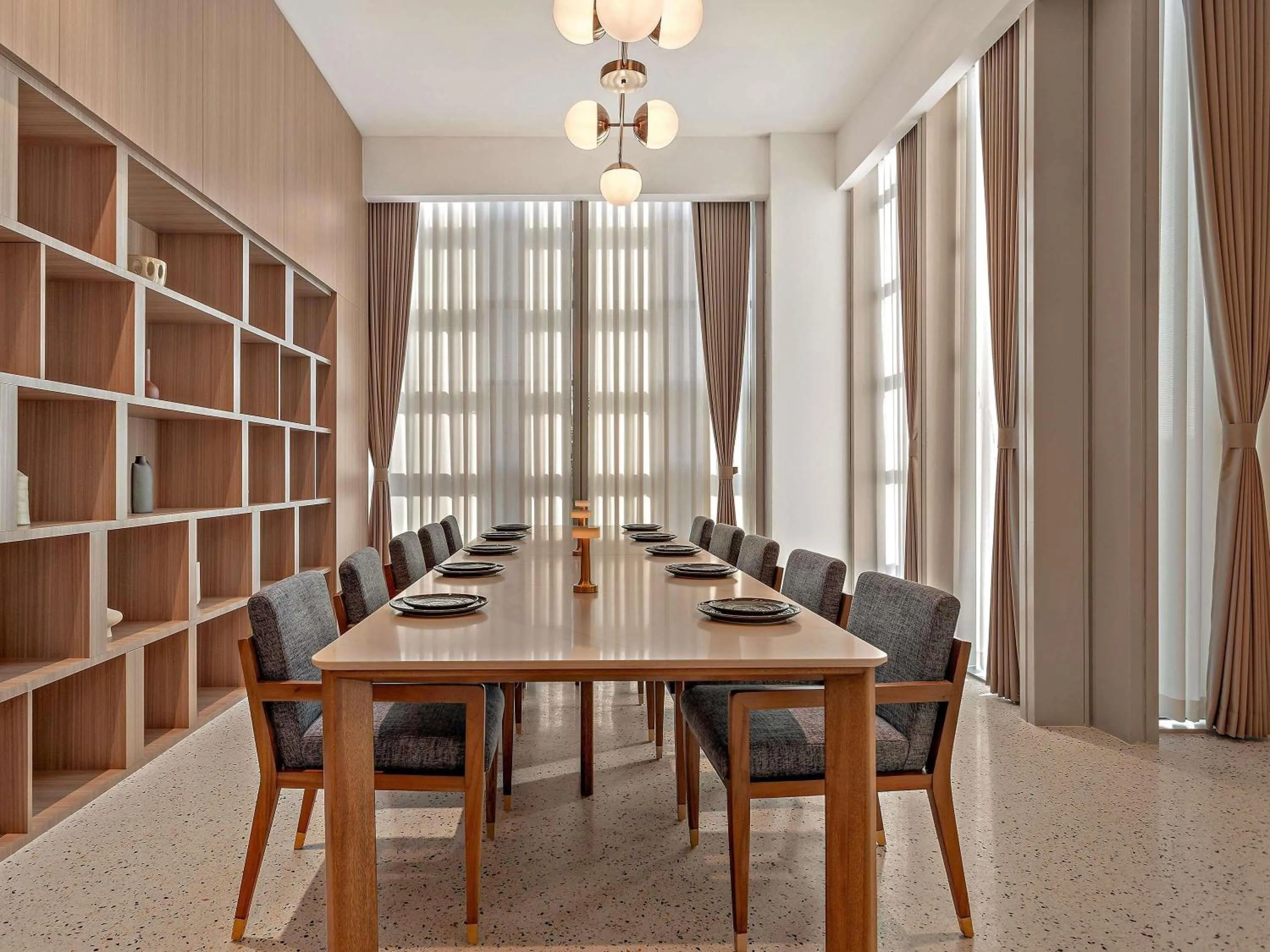 Restaurant/places to eat in Novotel Abu Dhabi Al Bustan