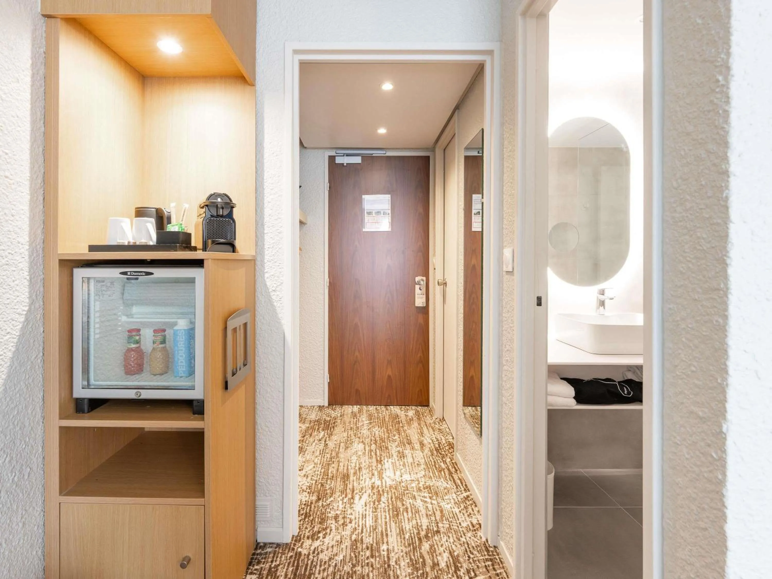 Bedroom in Novotel Grenoble Nord Voreppe