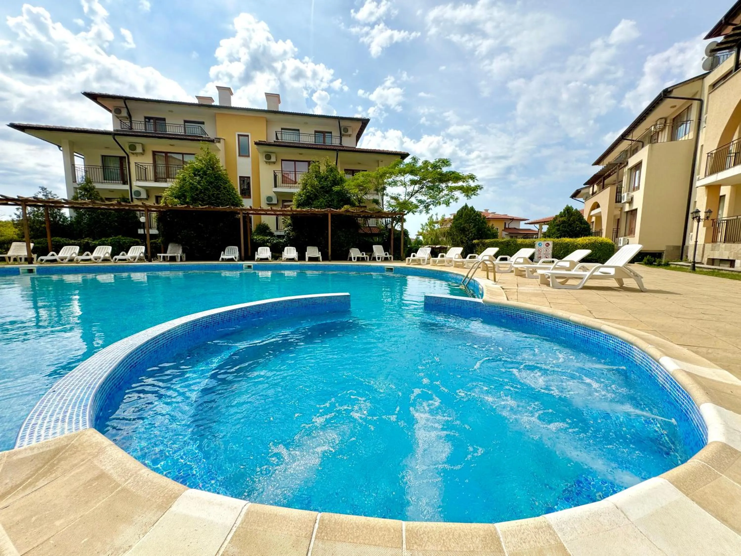 Hot Tub in Arkite Complex