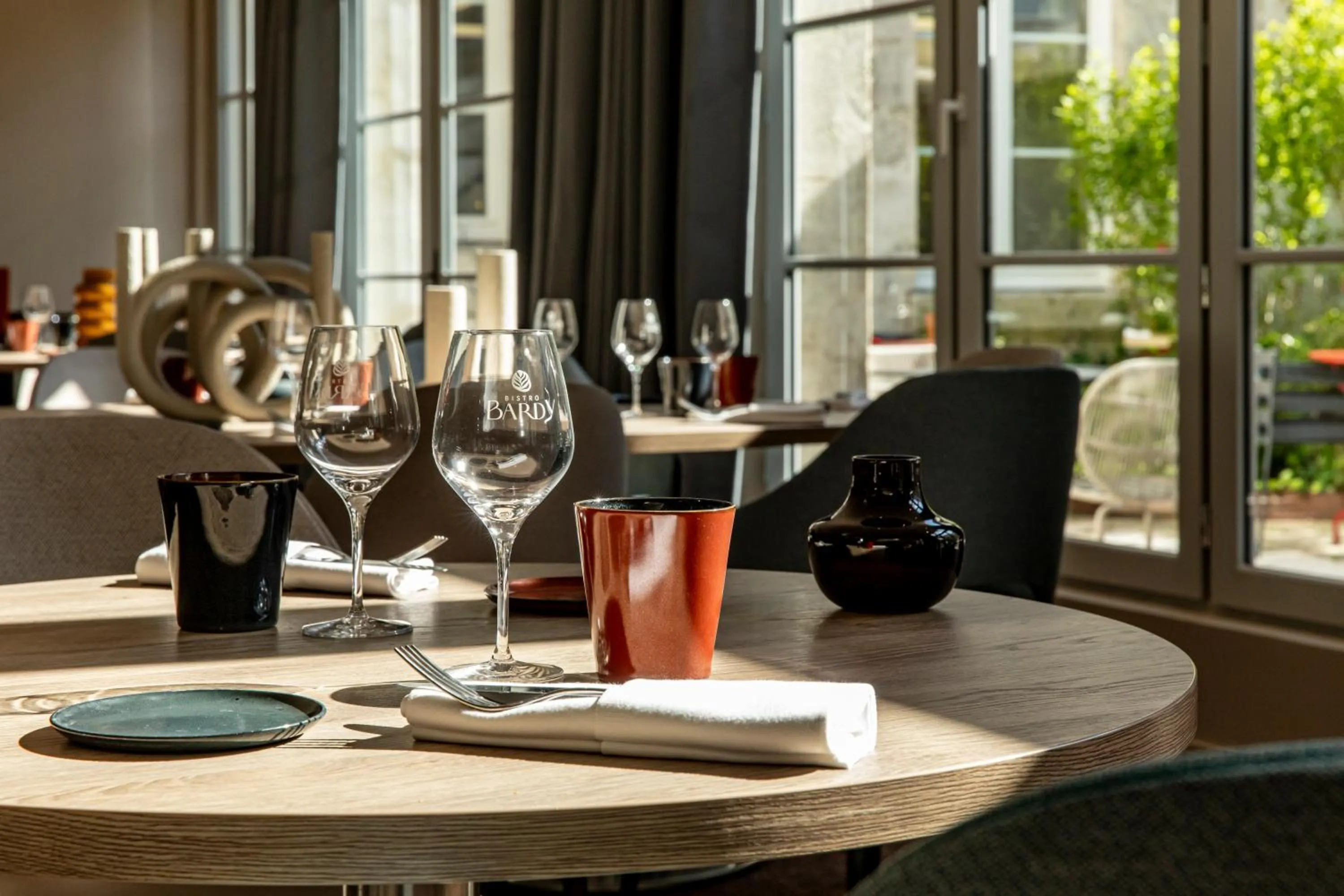 Restaurant/places to eat in Mercure Angoulême Hôtel de France