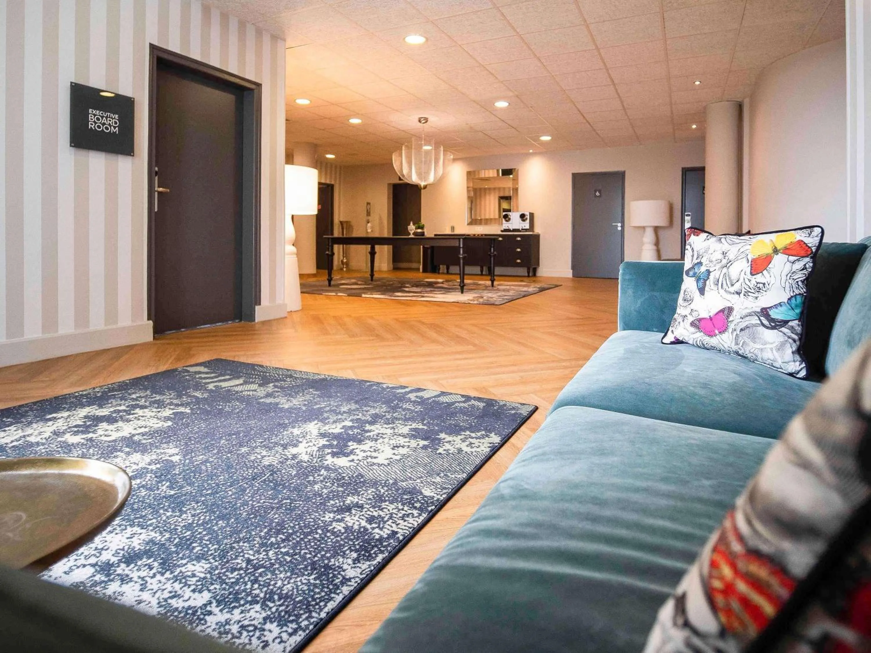 wedding in Mercure Angoulême Hôtel de France