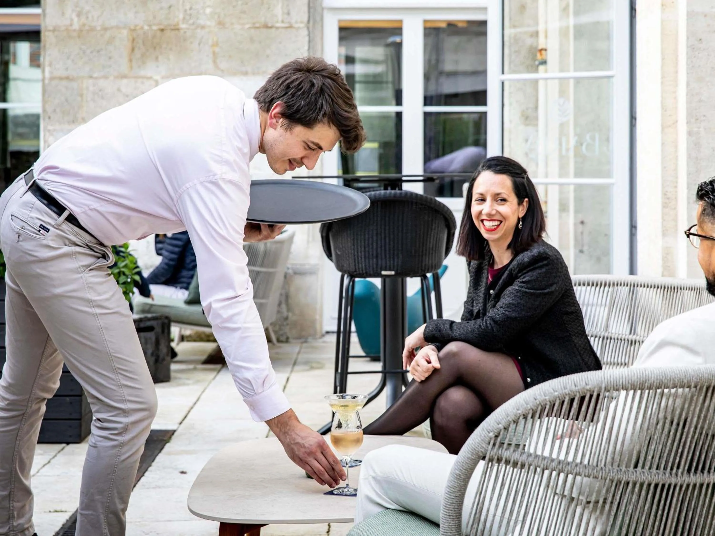 Restaurant/places to eat in Mercure Angoulême Hôtel de France