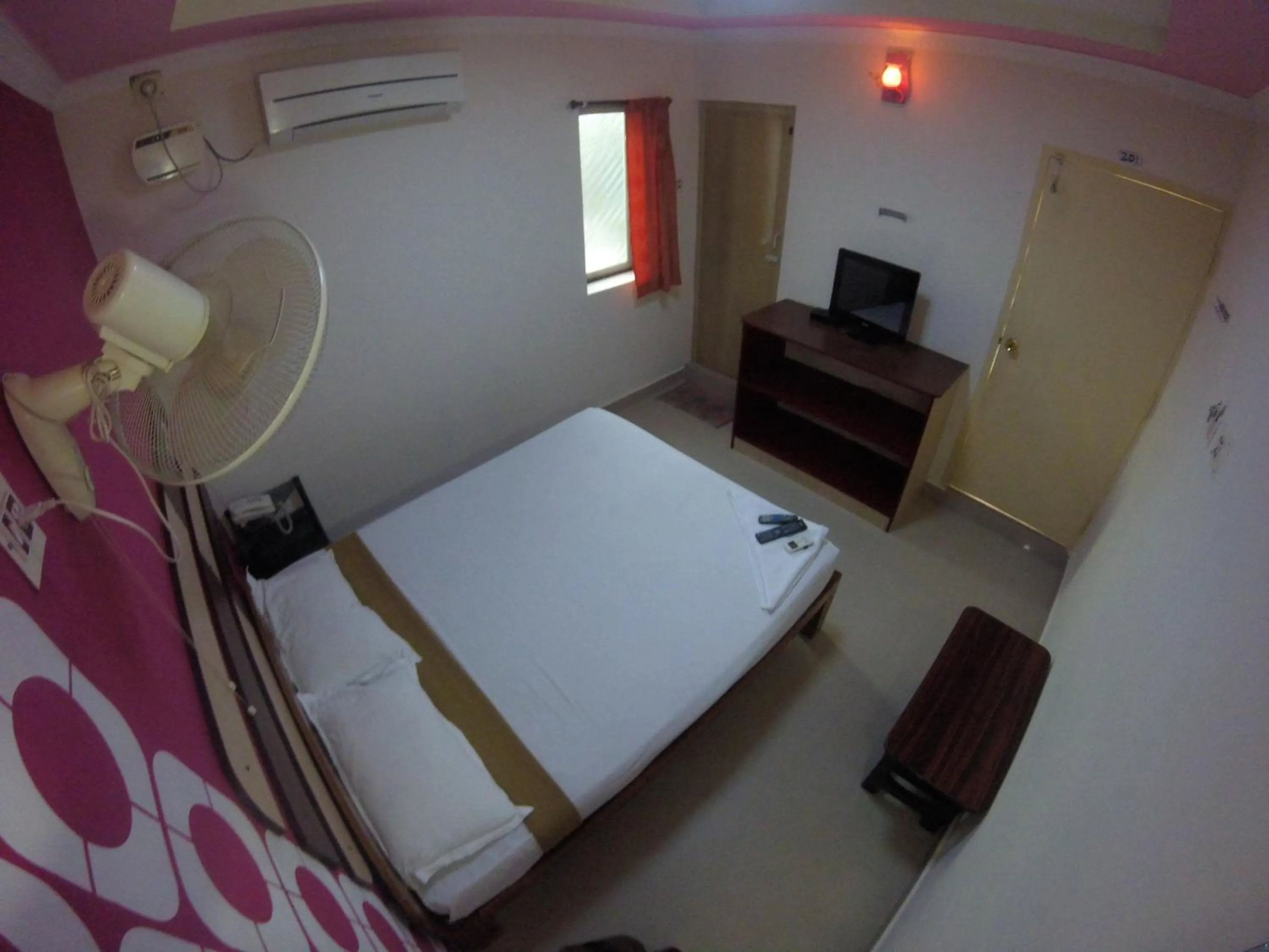 Bed in Just Guest House, Chennai Airport