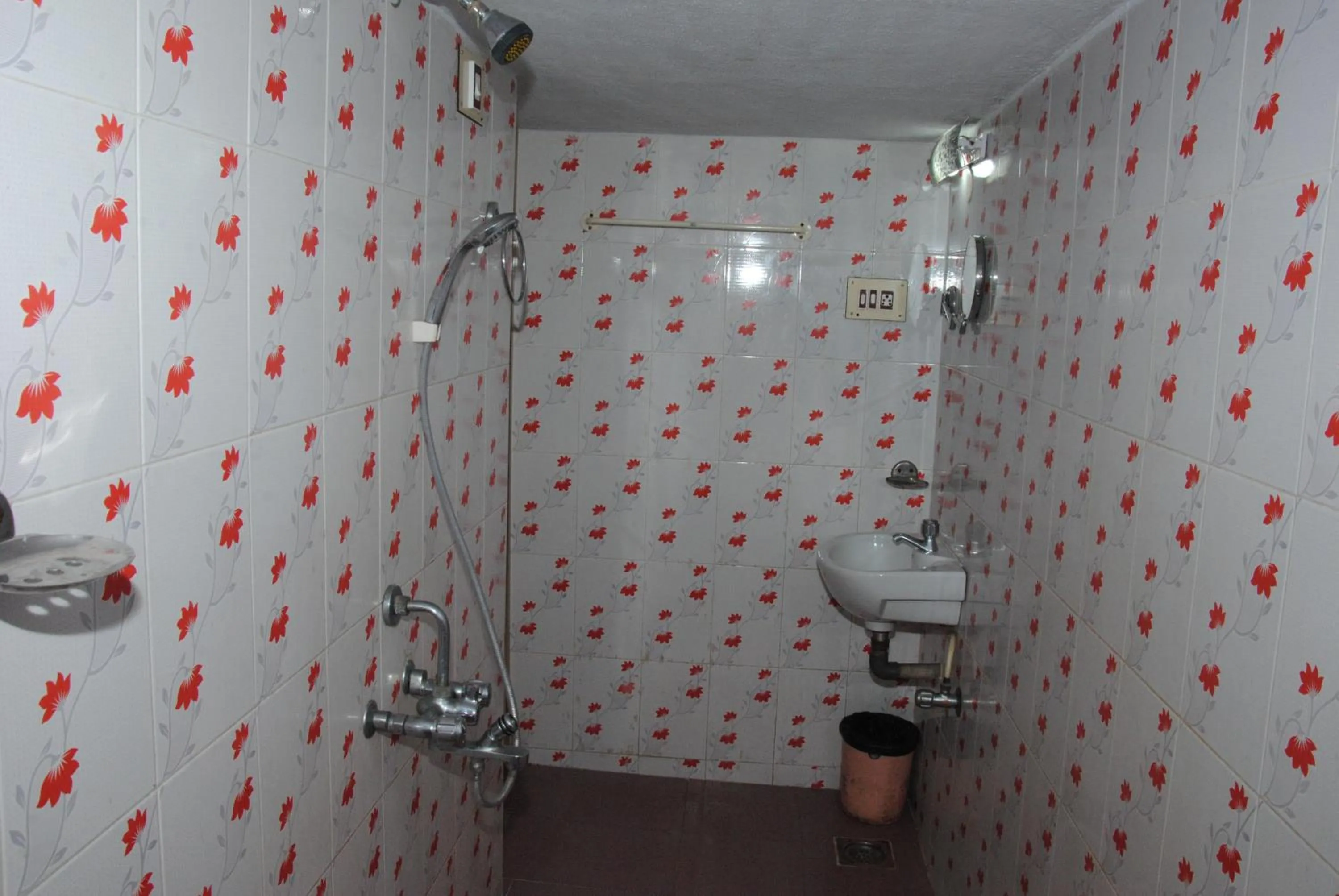 Bathroom in Just Guest House, Chennai Airport