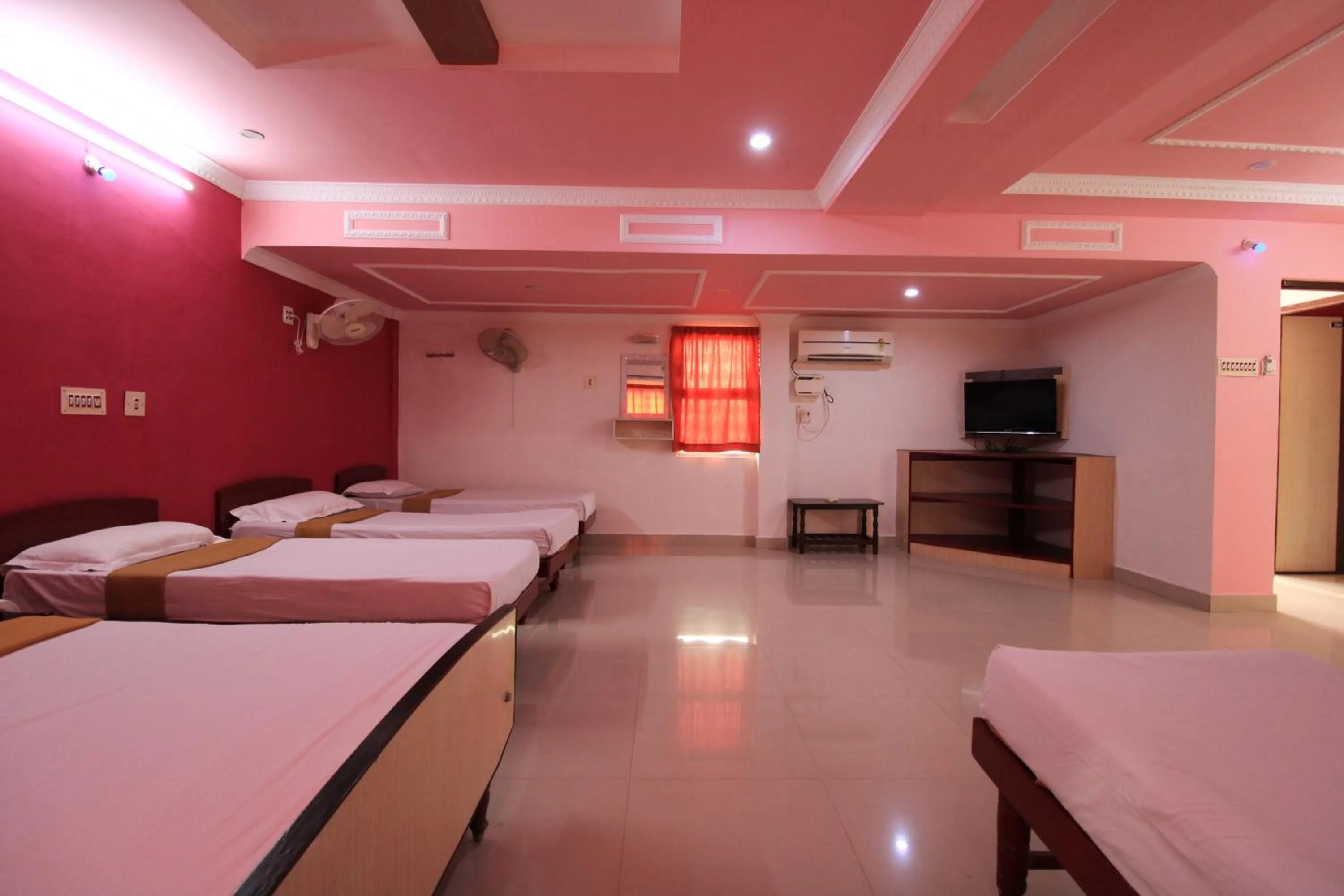 Bed in Just Guest House, Chennai Airport