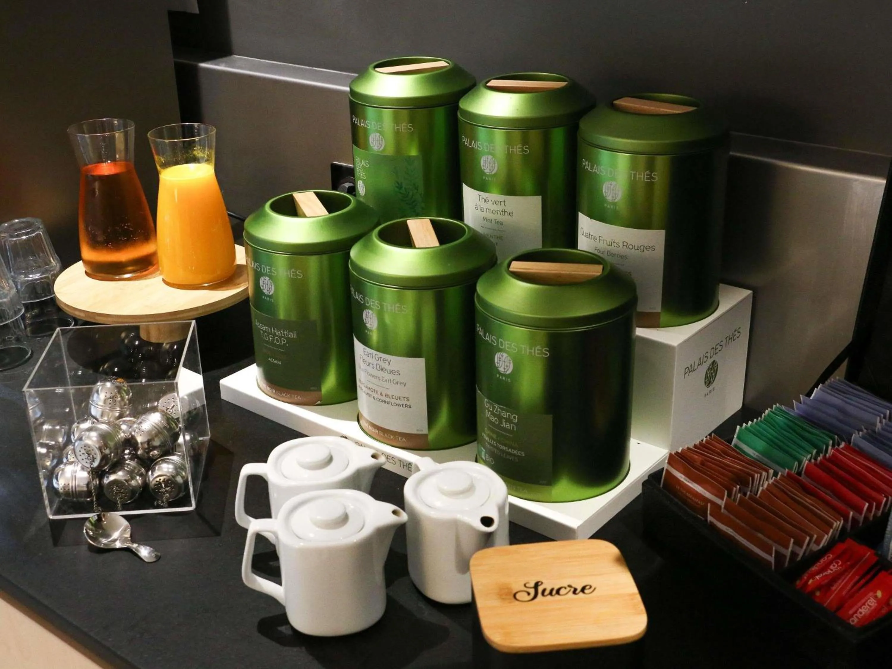 Breakfast in ibis Styles Avignon Sud