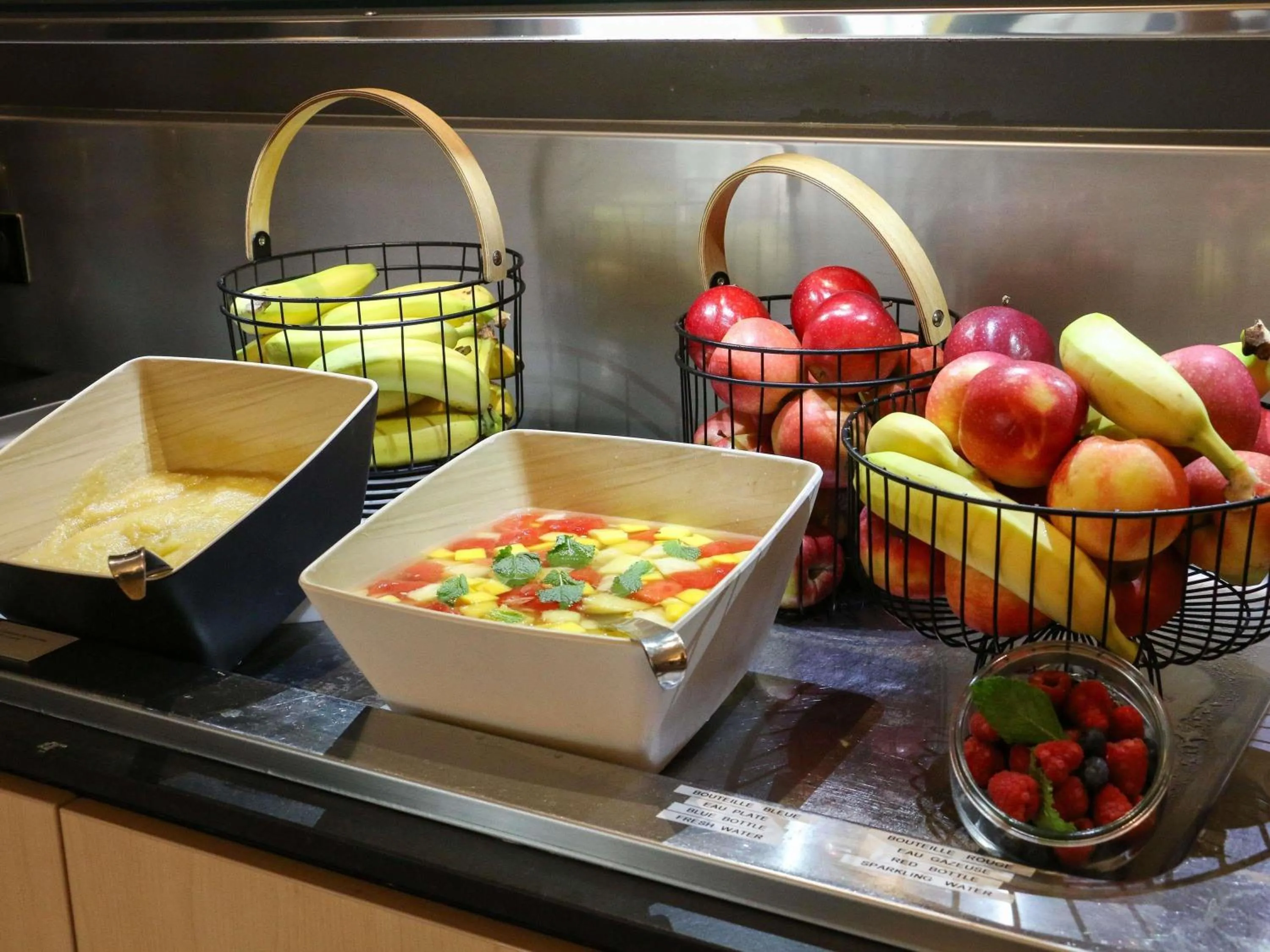 Breakfast in ibis Styles Avignon Sud