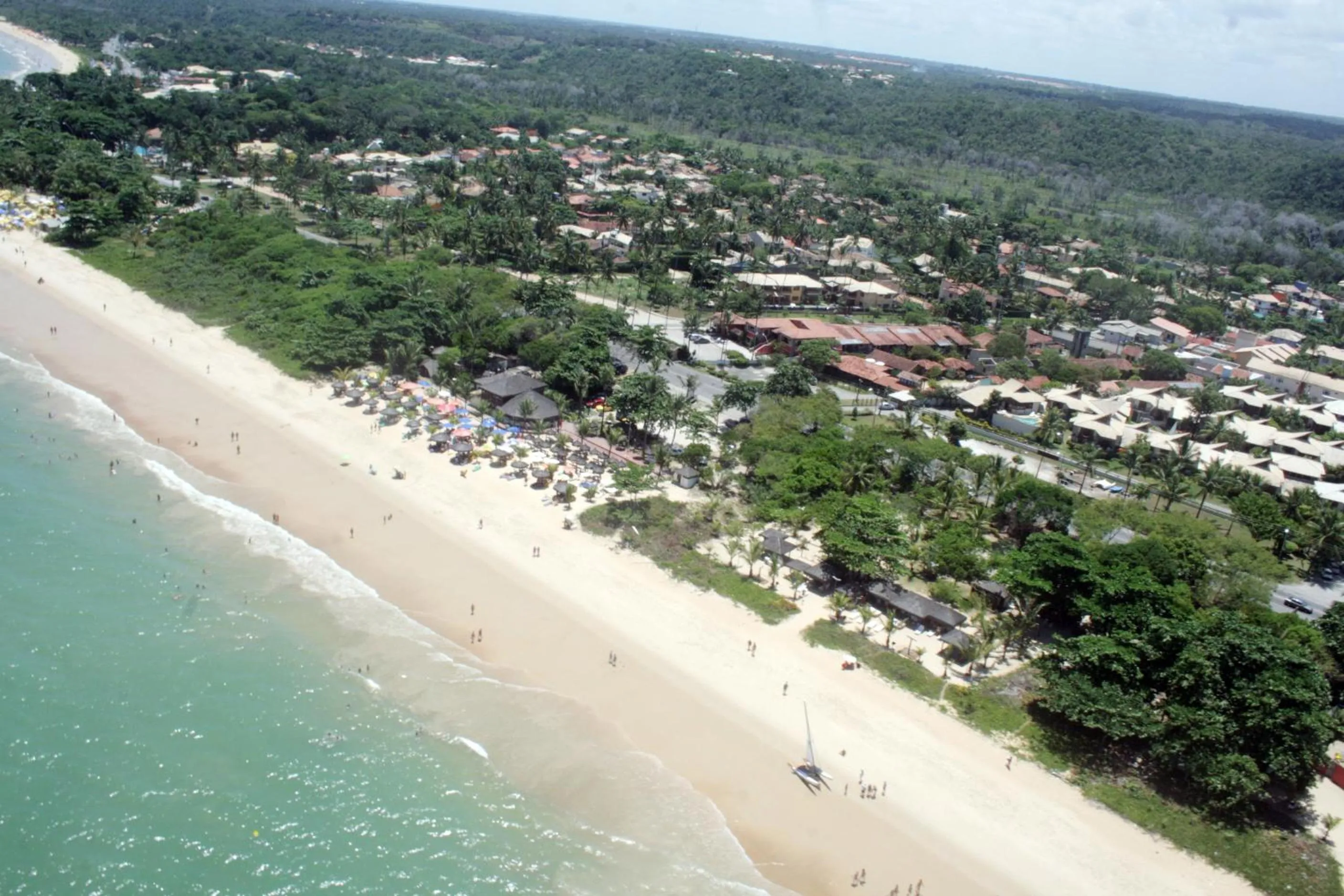 Day in Taperapuan Praia Hotel