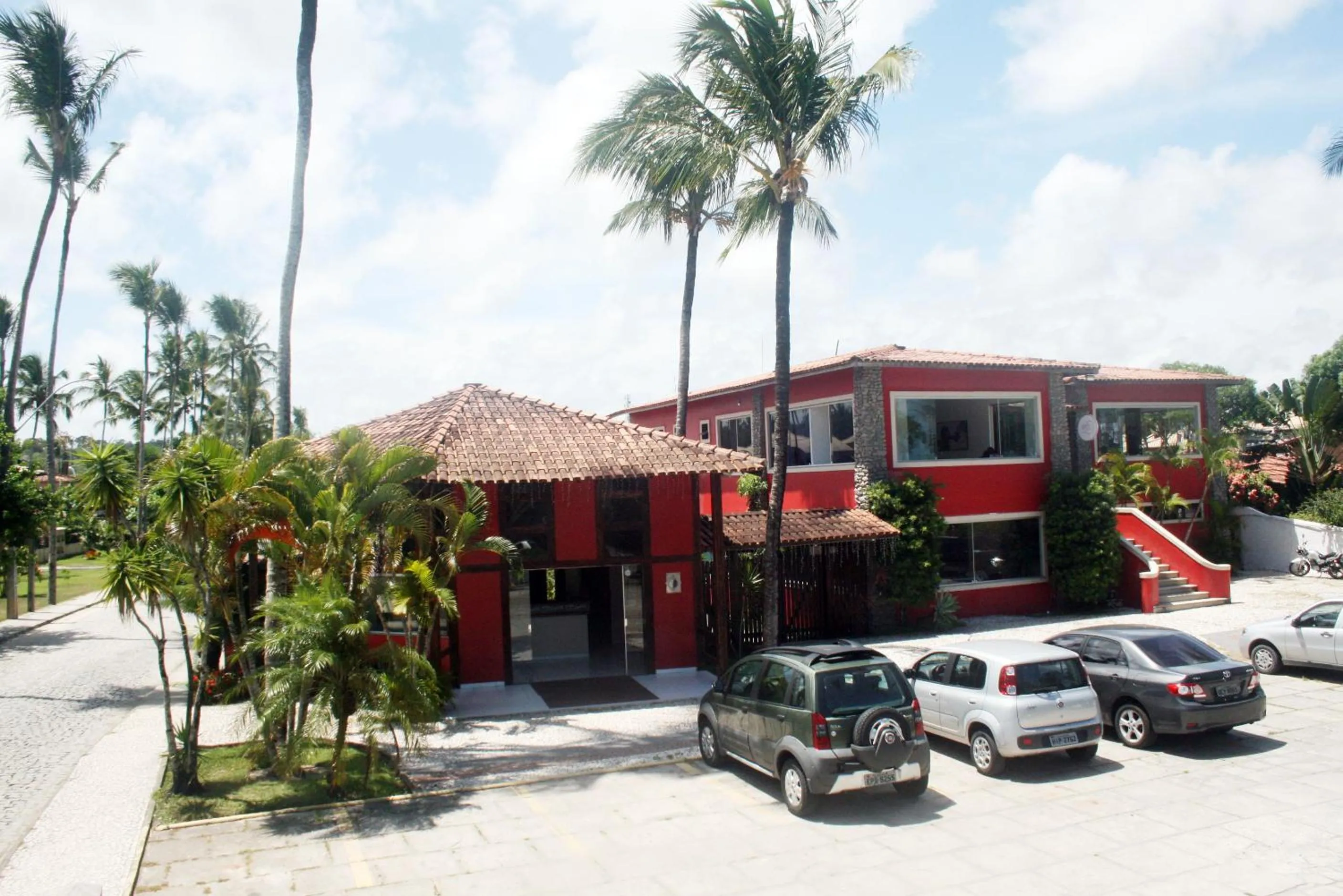 Property building in Taperapuan Praia Hotel