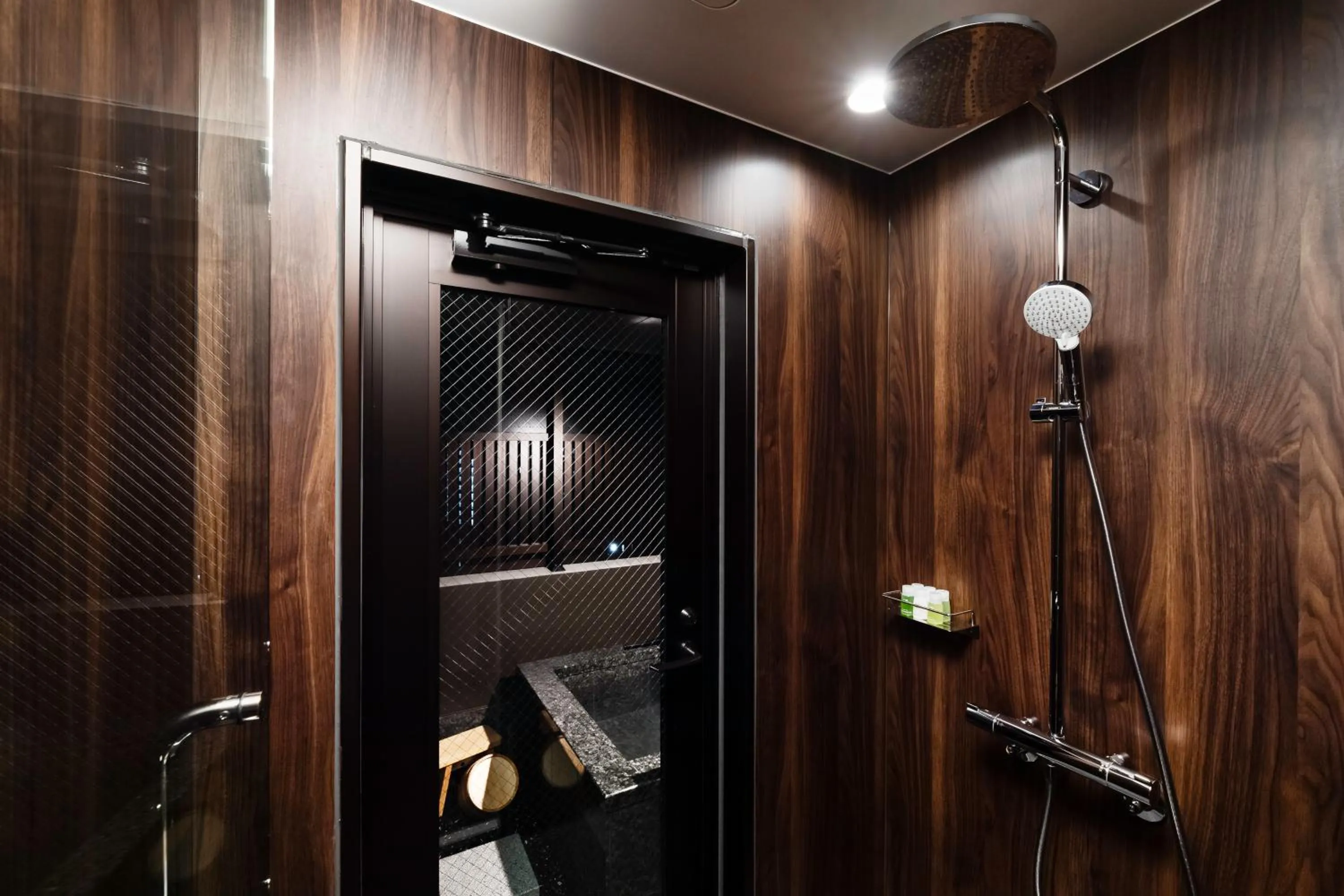 Shower in PROSTYLE RYOKAN TOKYO ASAKUSA