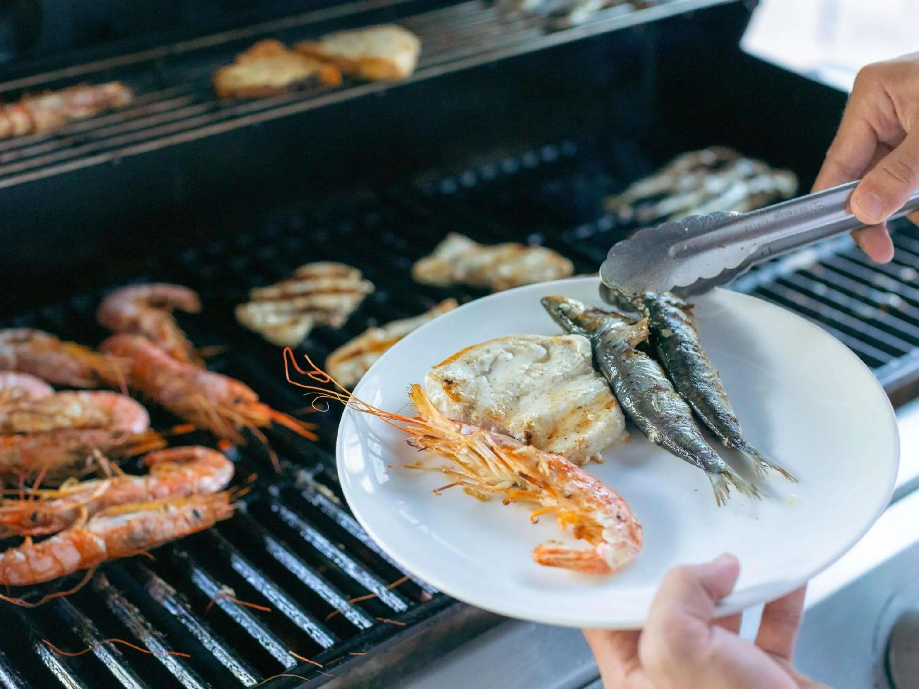 Restaurant/places to eat in Novotel La Rochelle Centre