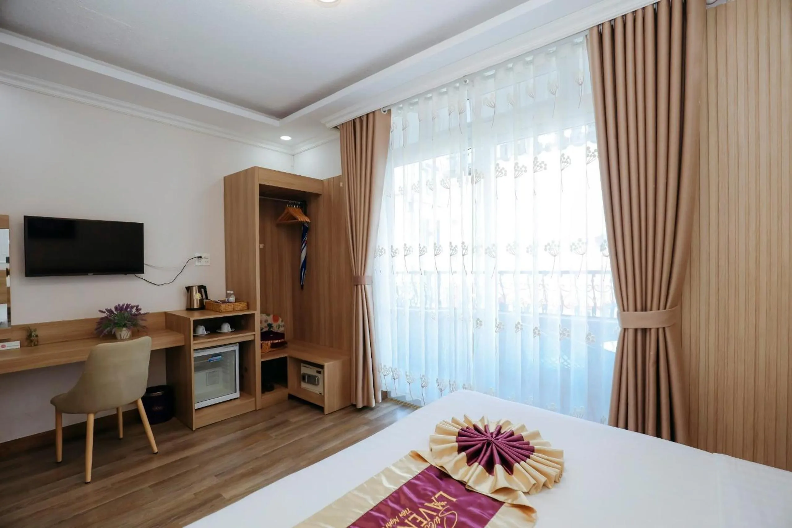 Bedroom, Bed in Sweet Lavender Hotel