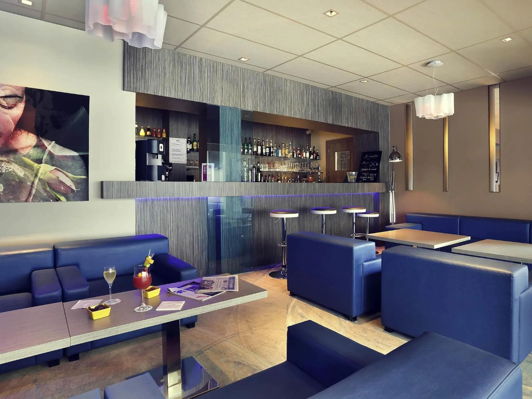 Lounge or bar in Mercure Brive