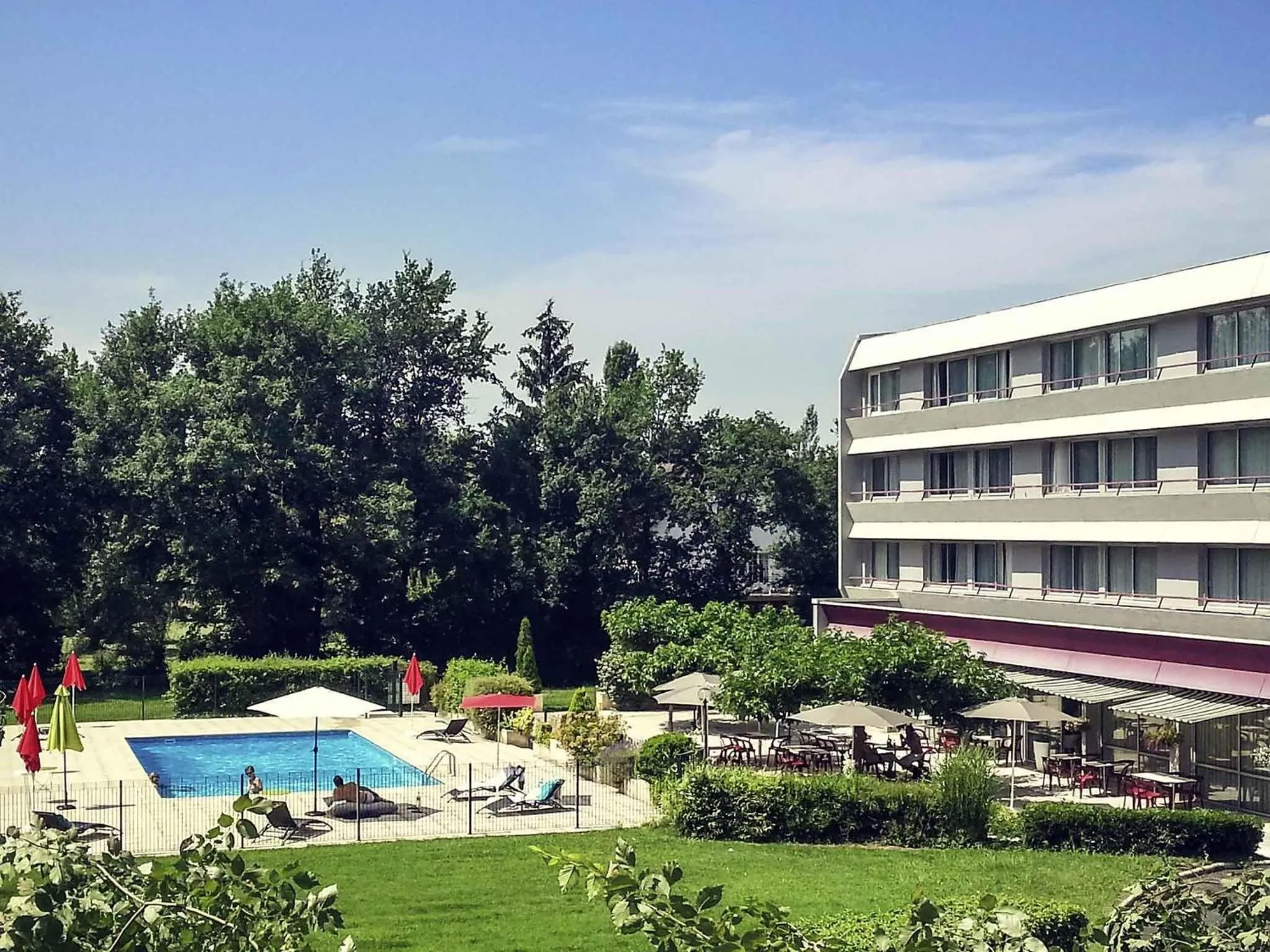 Property building in Mercure Brive